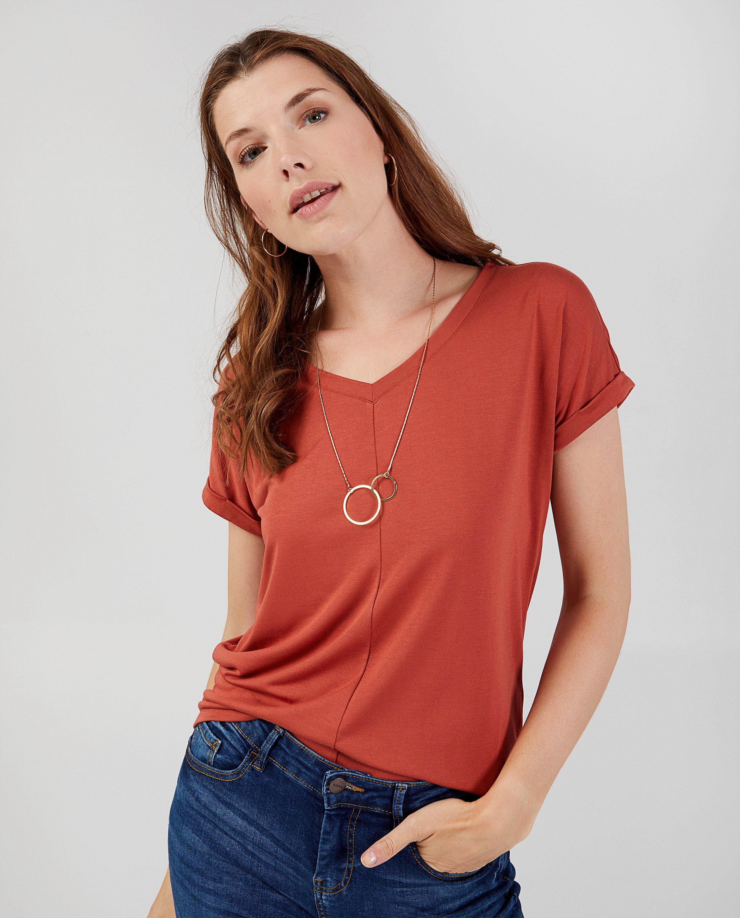 T-shirts - 