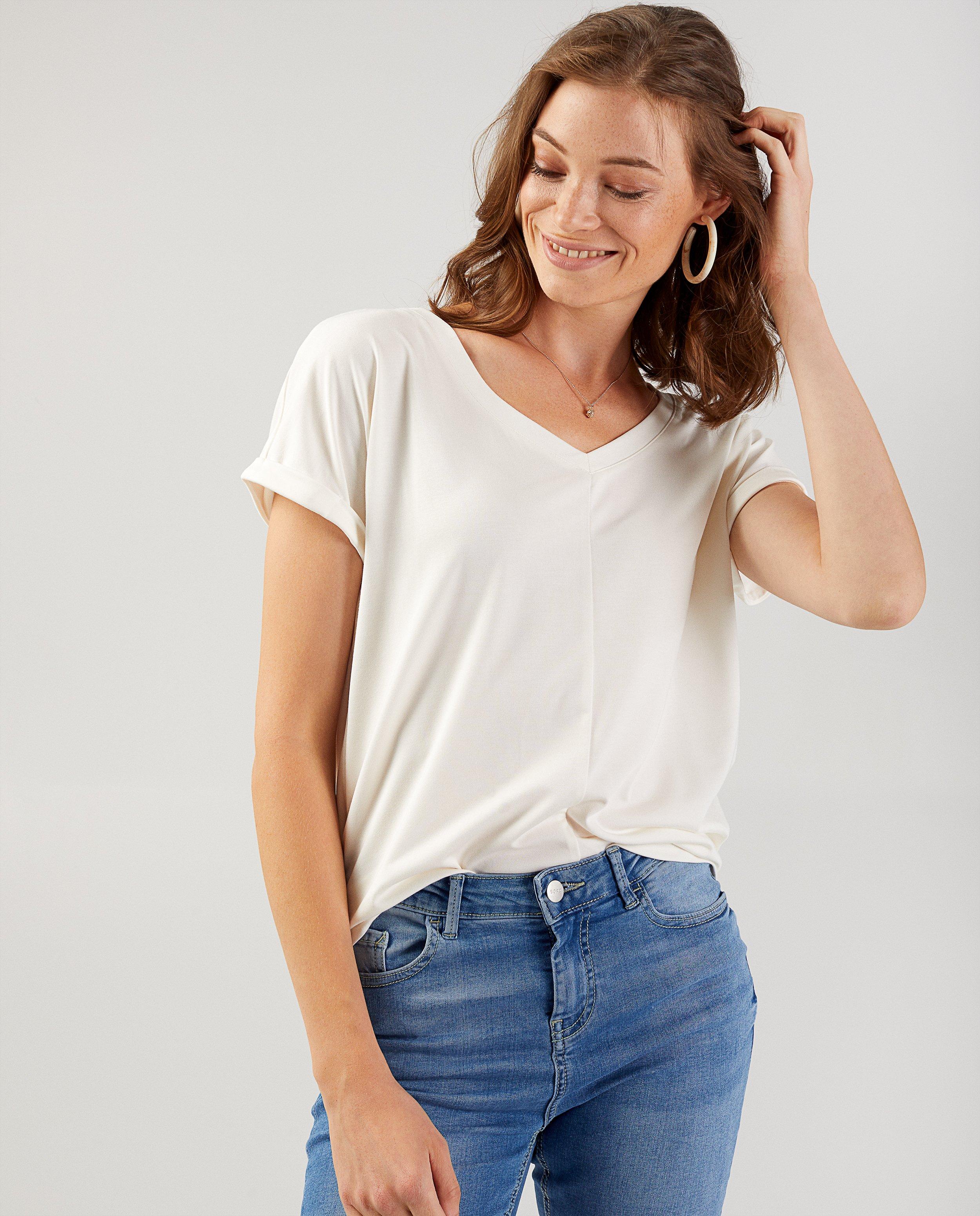 T-shirts - 