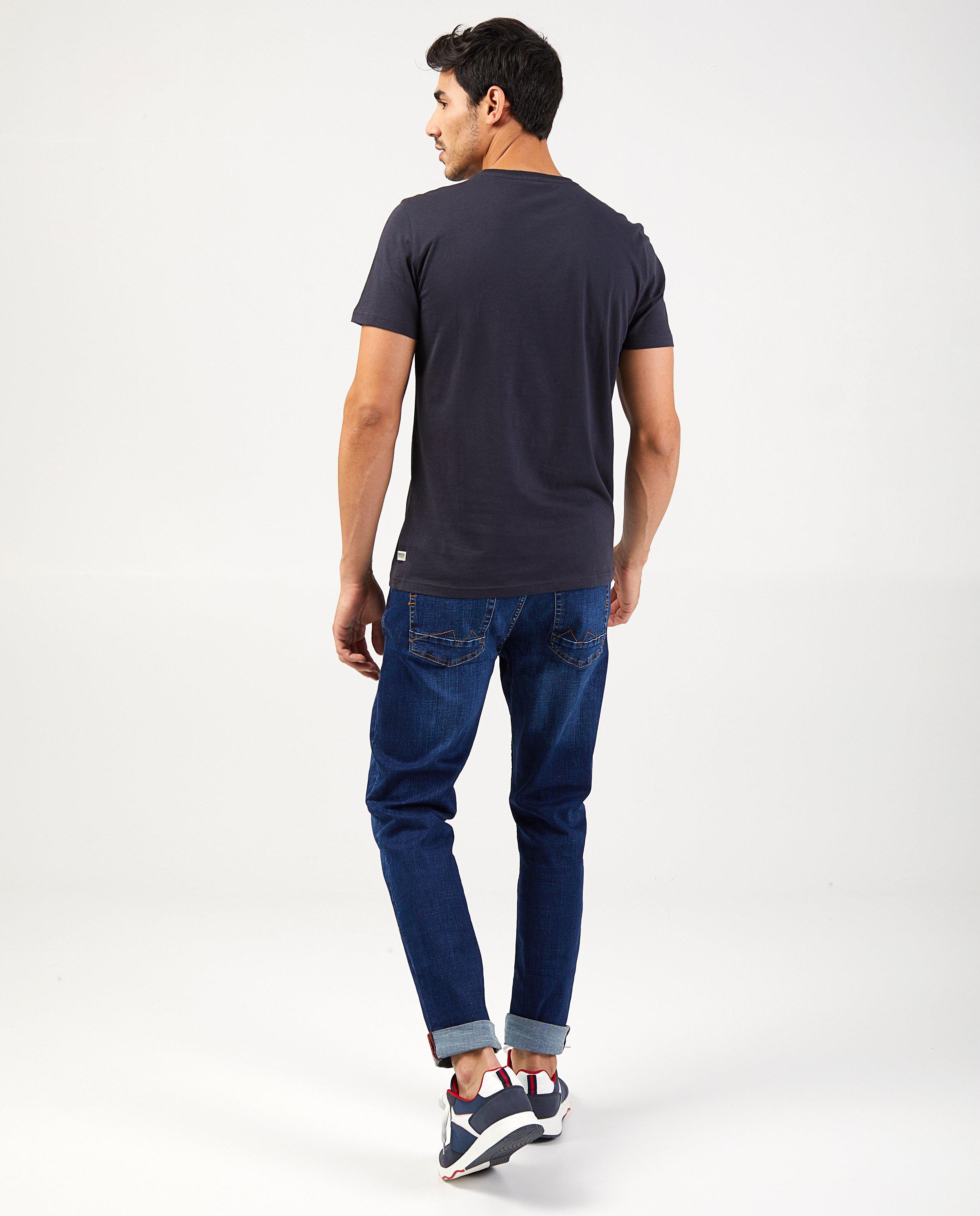 T-shirts - 