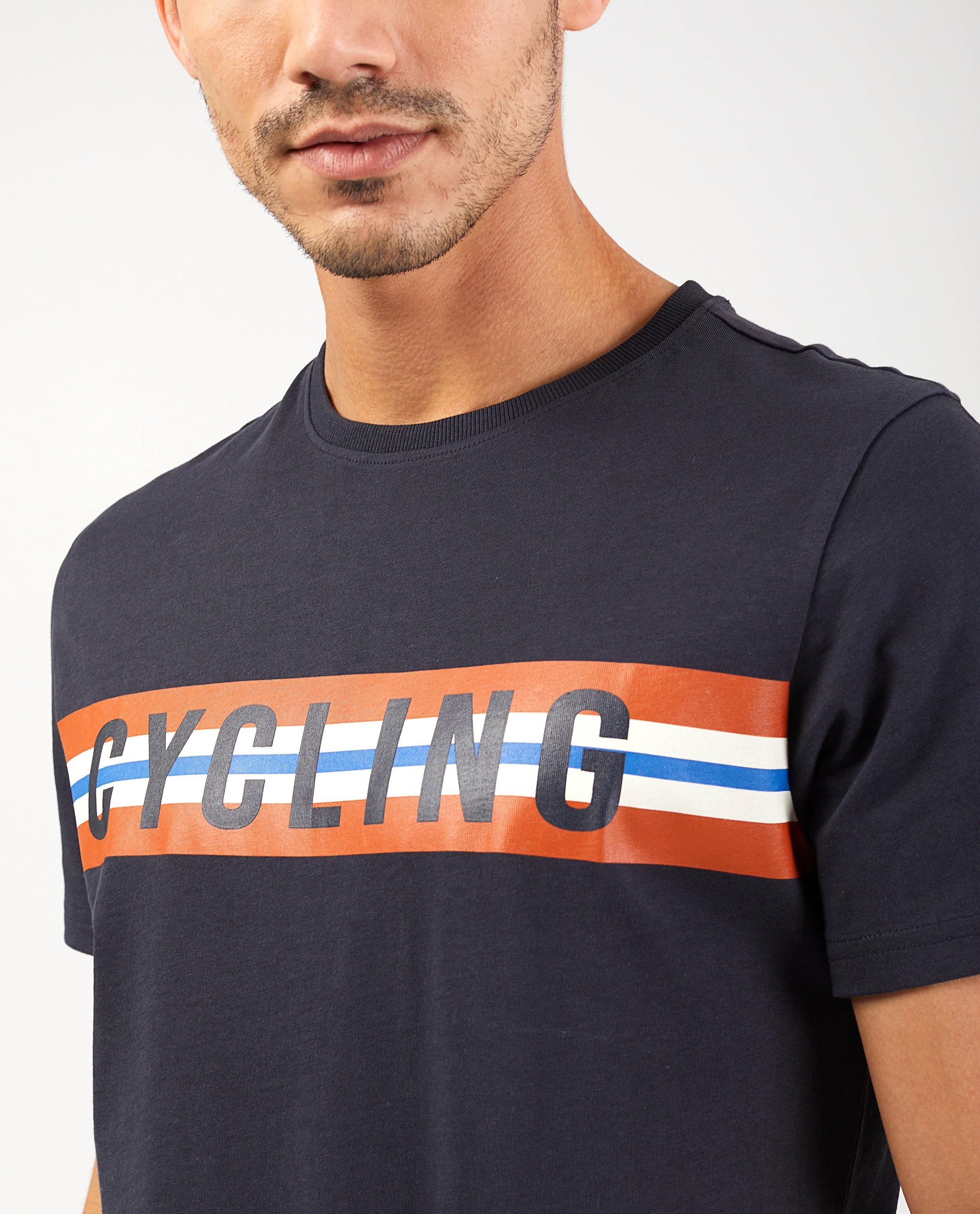T-shirts - 