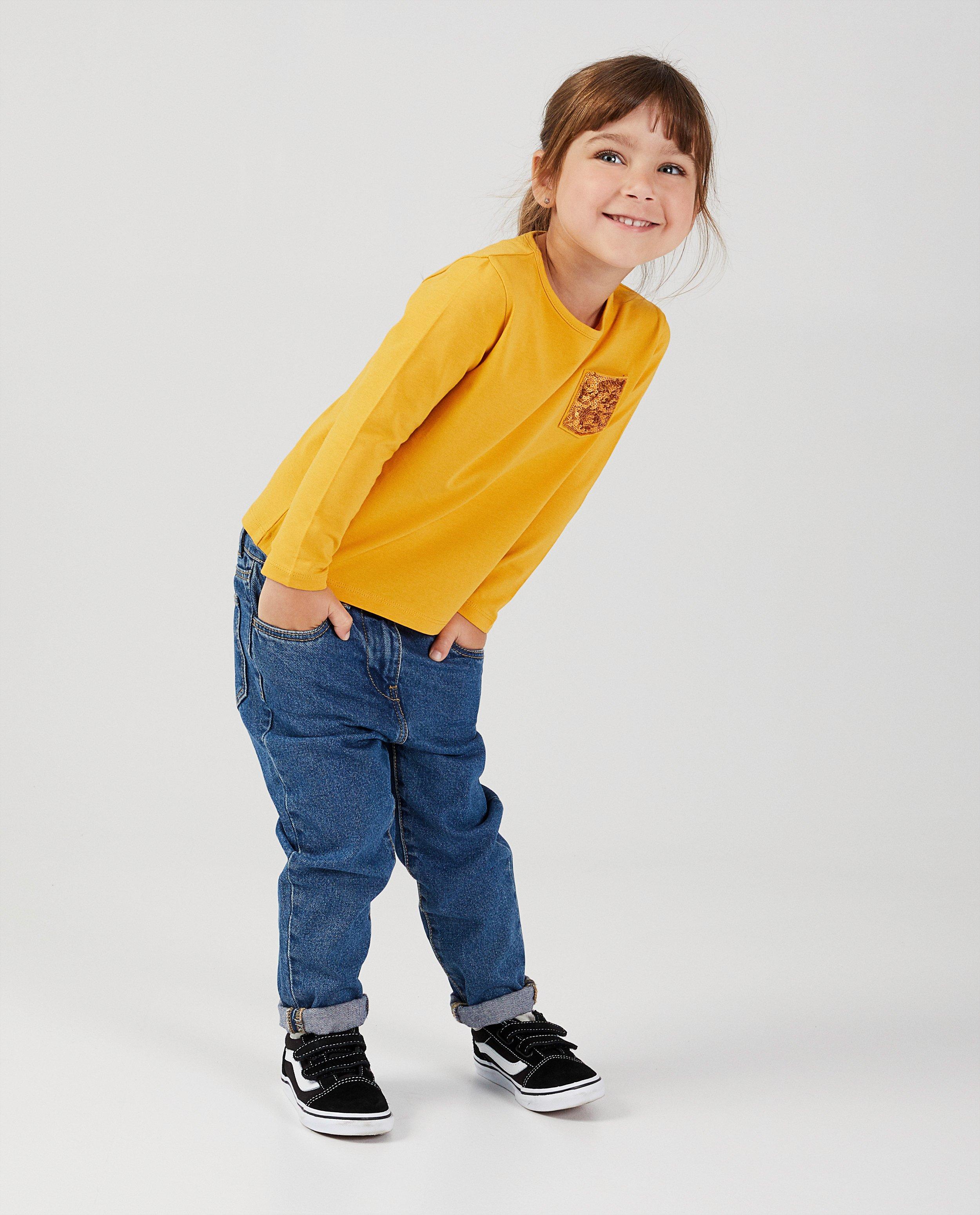 T-shirt jaune à manches longues en coton bio - avec une petite poche de poitrine - Milla Star