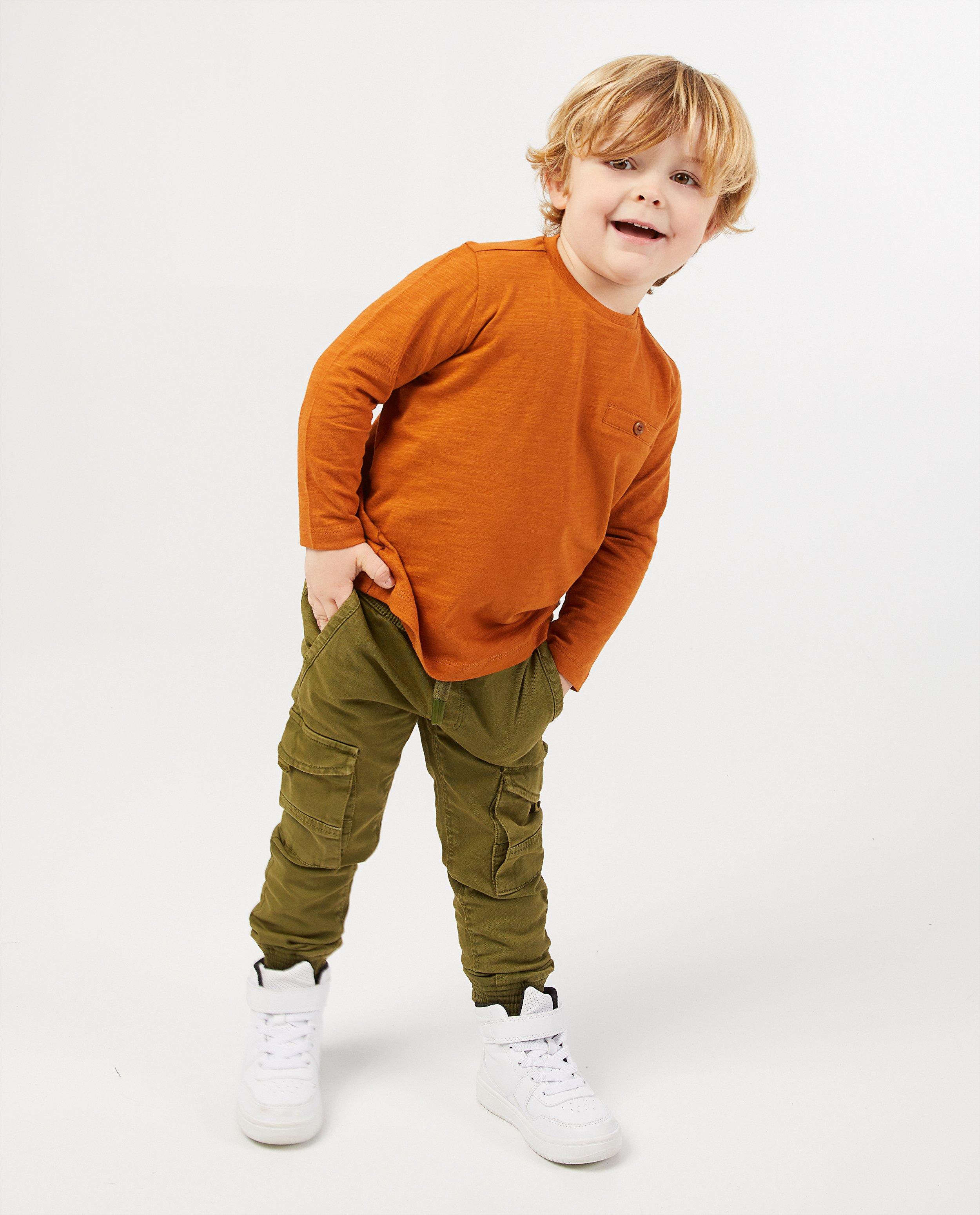 Bruine longsleeve van biokatoen - stretch - Kidz Nation