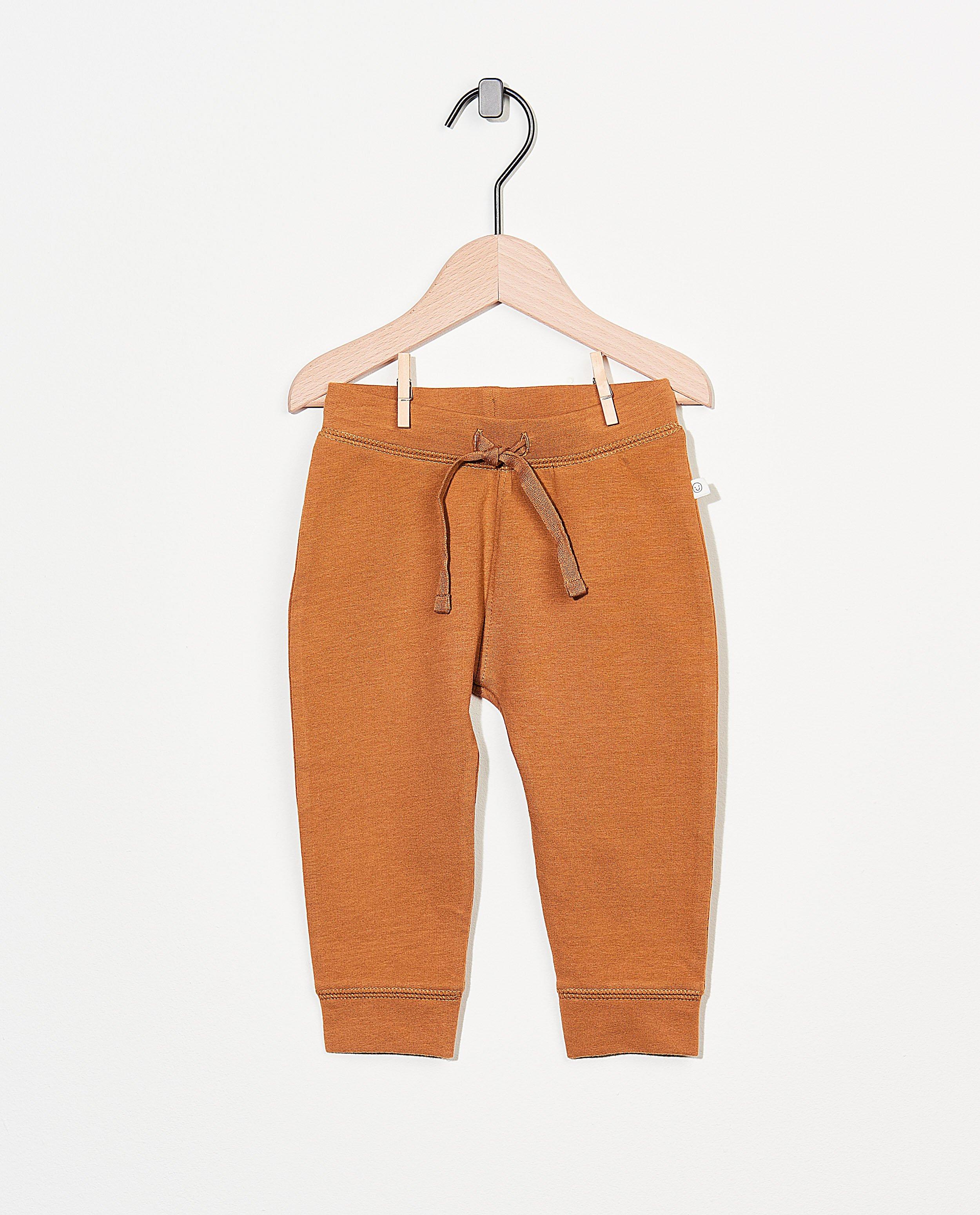 Beige sweatbroekje van biokatoen - stretch - Cuddles and Smiles