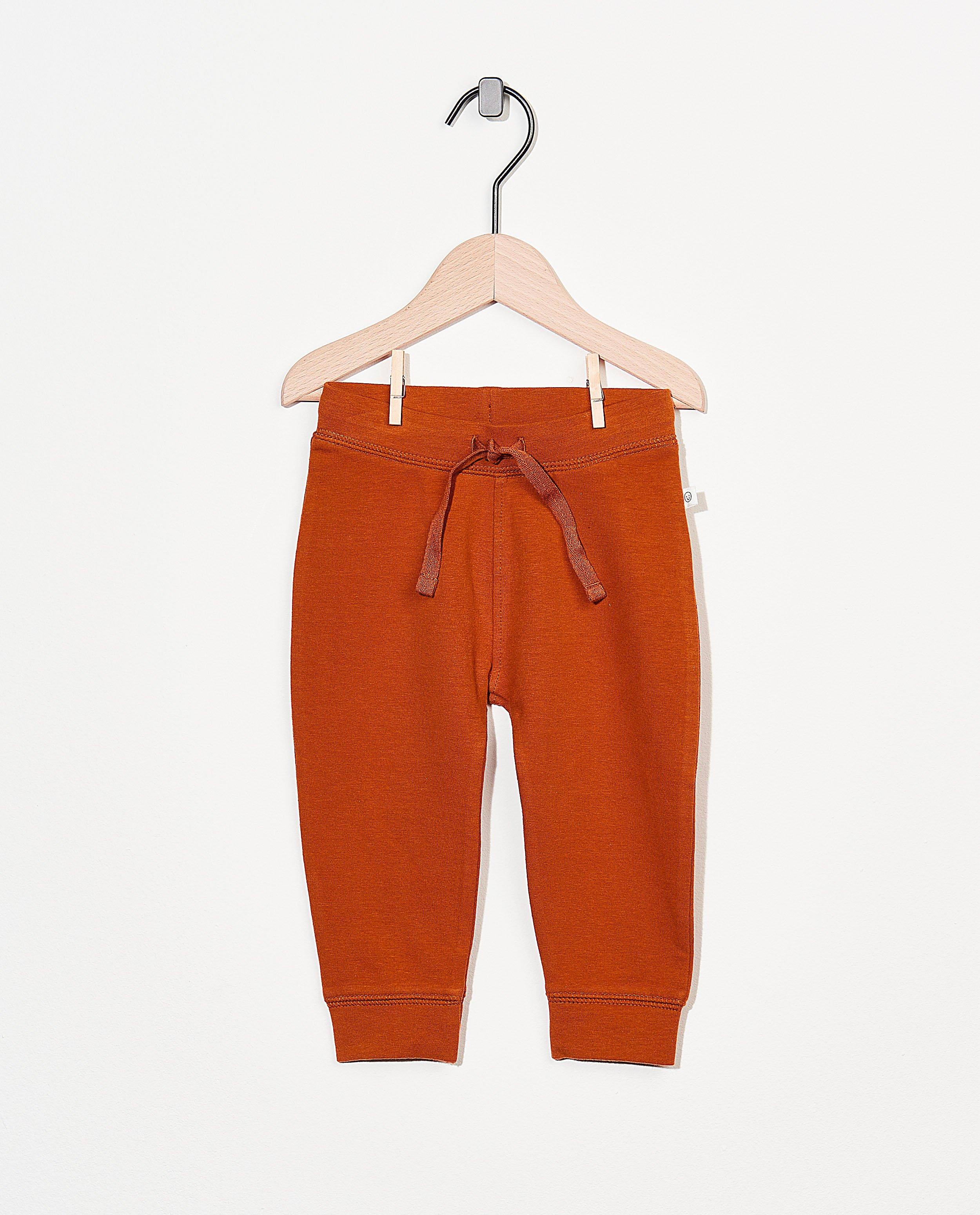 Roestbruin sweatbroekje van biokatoen - stretch - Cuddles and Smiles