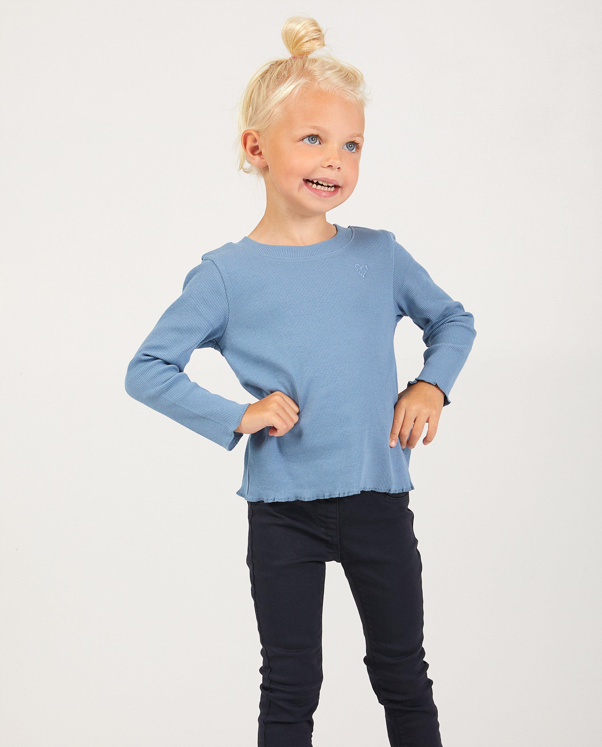 T-shirts - 