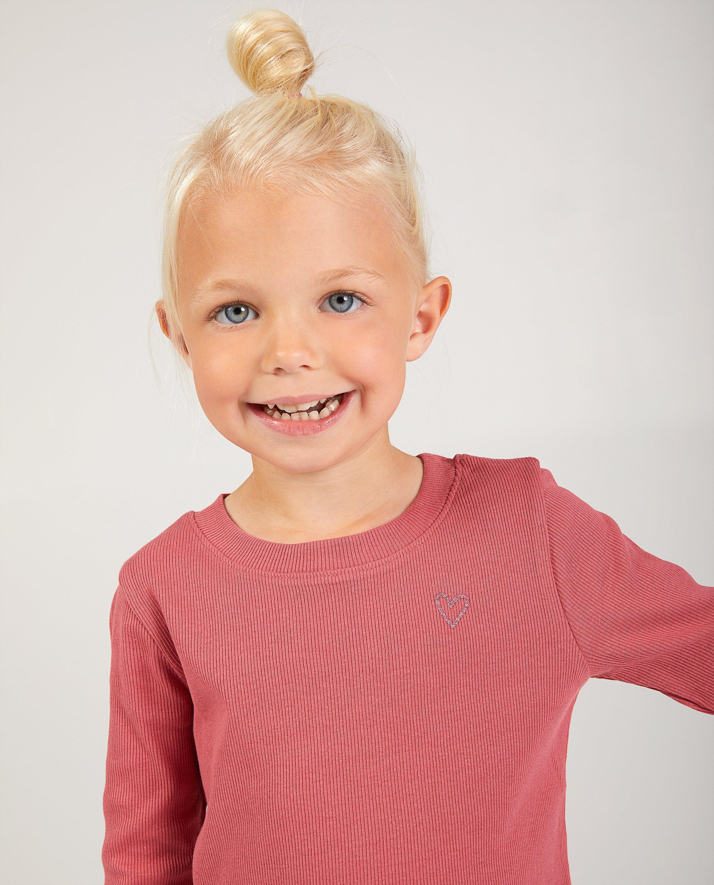 T-shirts - 