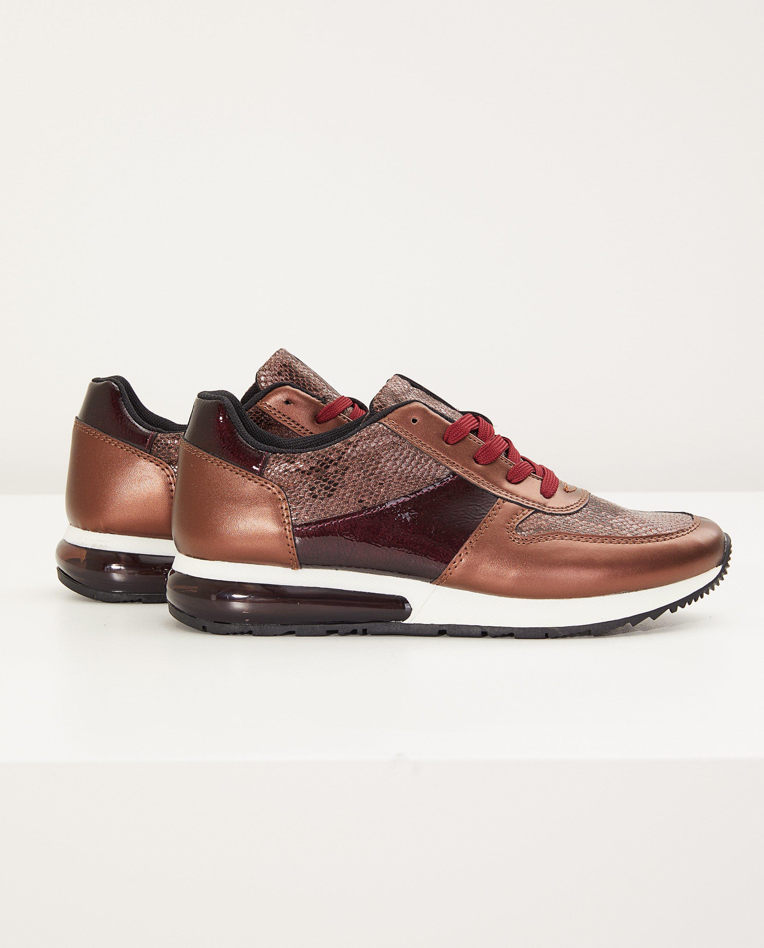 Schoenen - Bordeaux sneakers, maat 36-41