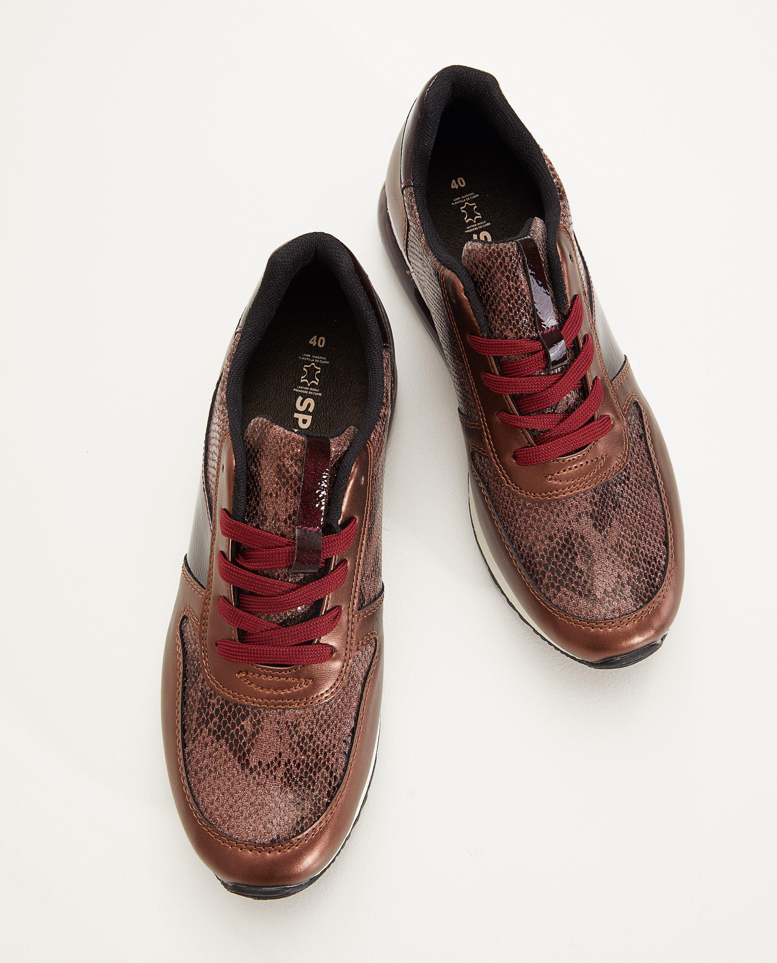 Baskets bordeaux, pointure&nbsp;36-41 - D&eacute;tails du produit - rouge - image num&eacute;ro 3