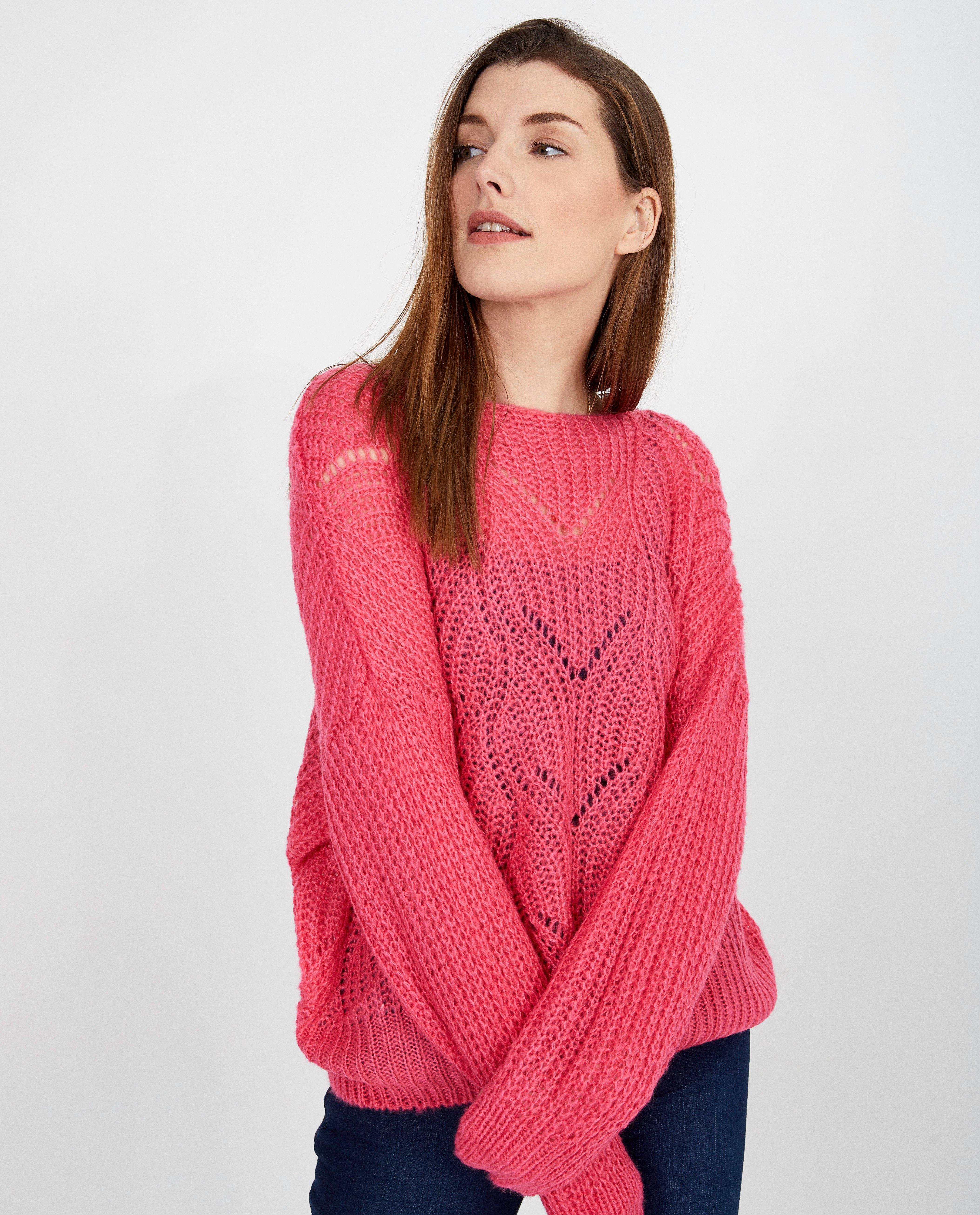 Truien - Fuchsia trui met ajourpatroon