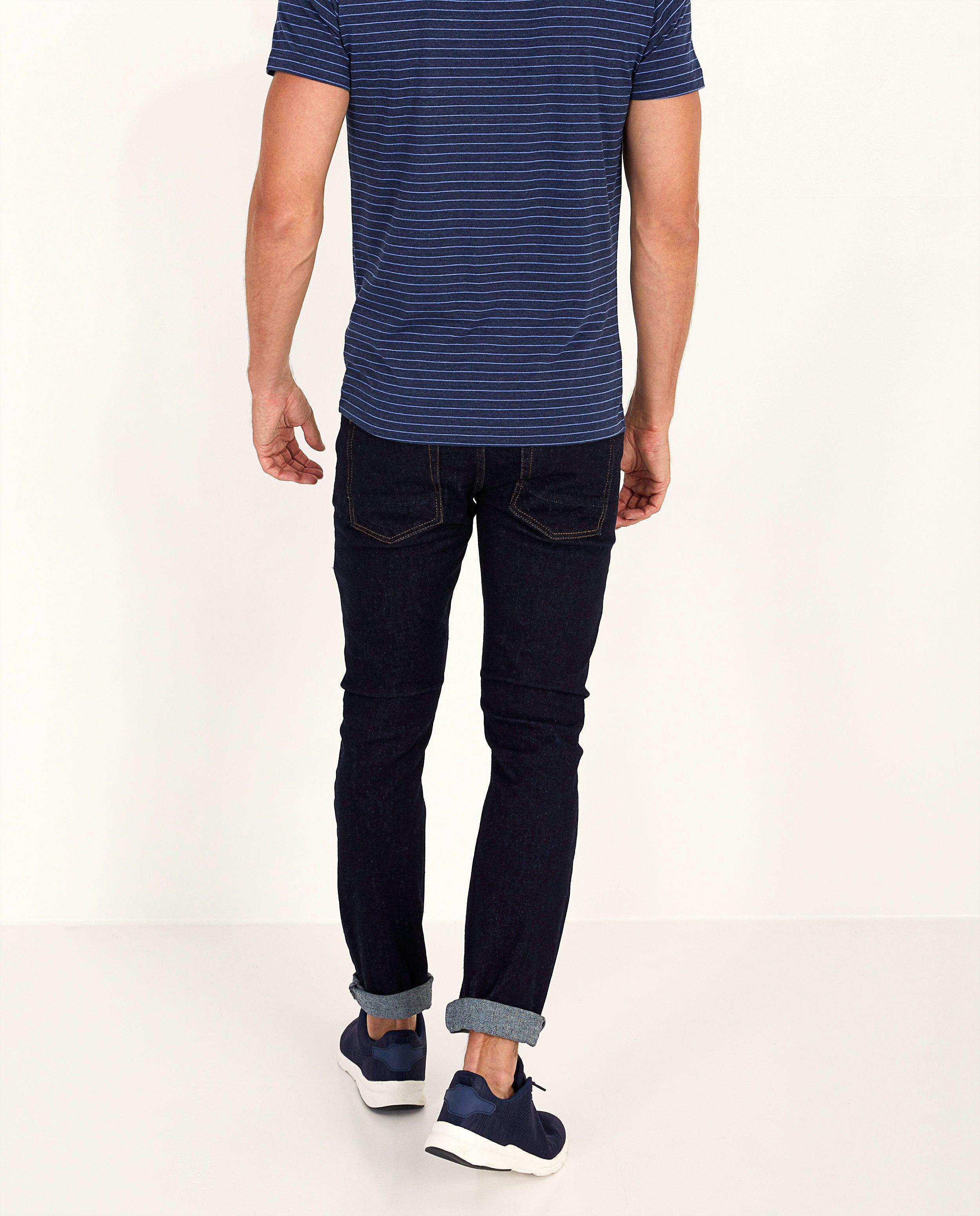 Jeans - Donkerblauwe jeans, slim fit