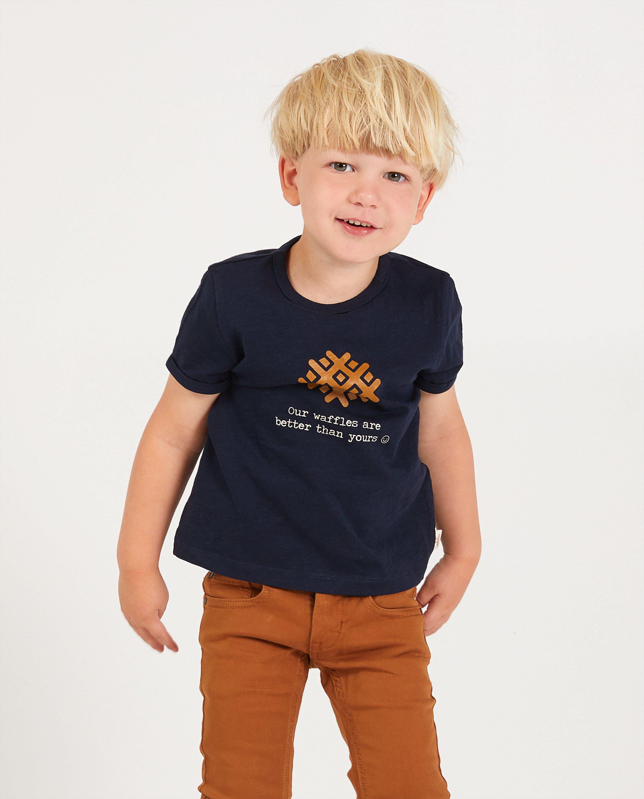 T-shirts - 