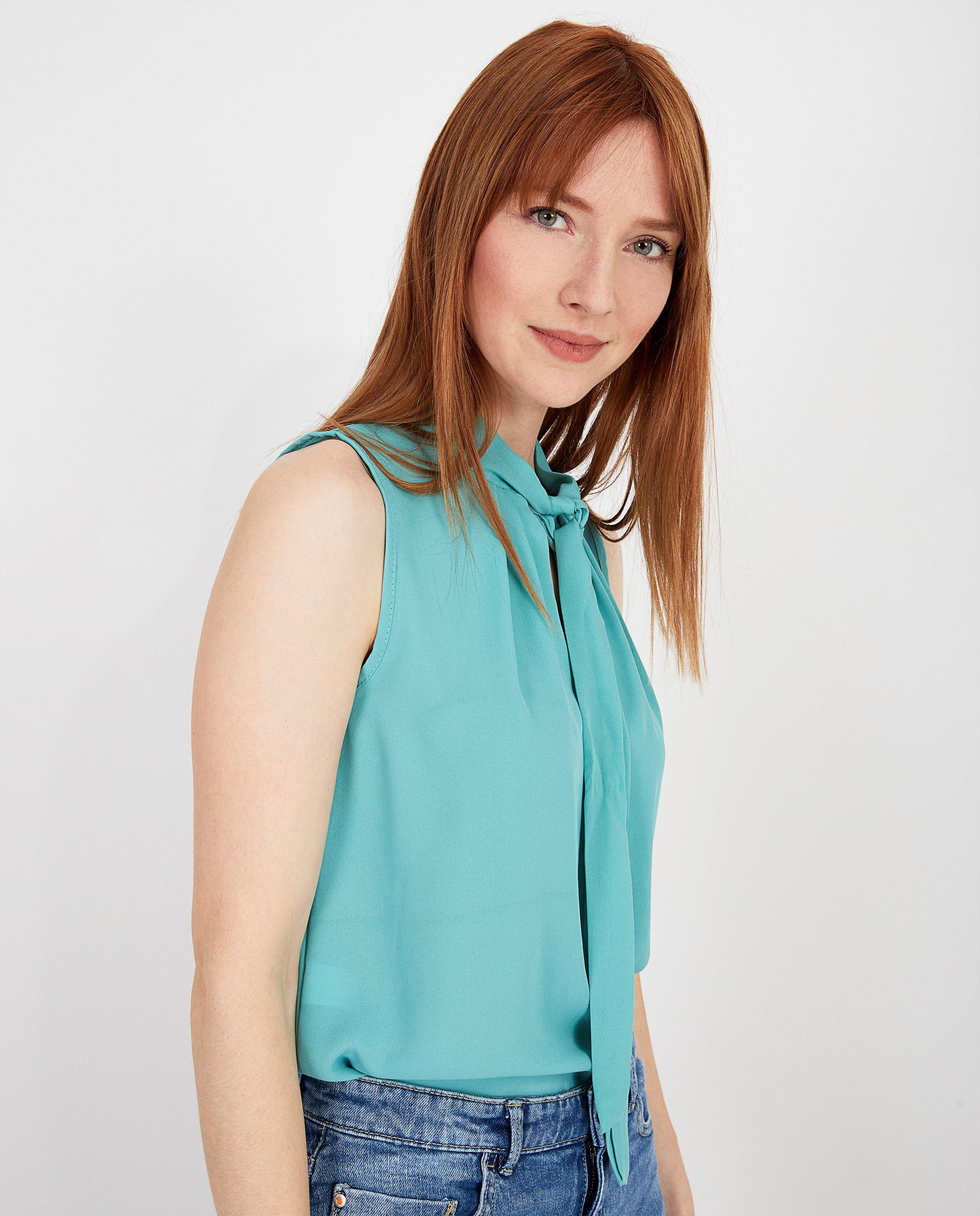 Top bleu-vert Atelier BXL - D&eacute;tails du produit - vert clair - image num&eacute;ro 2