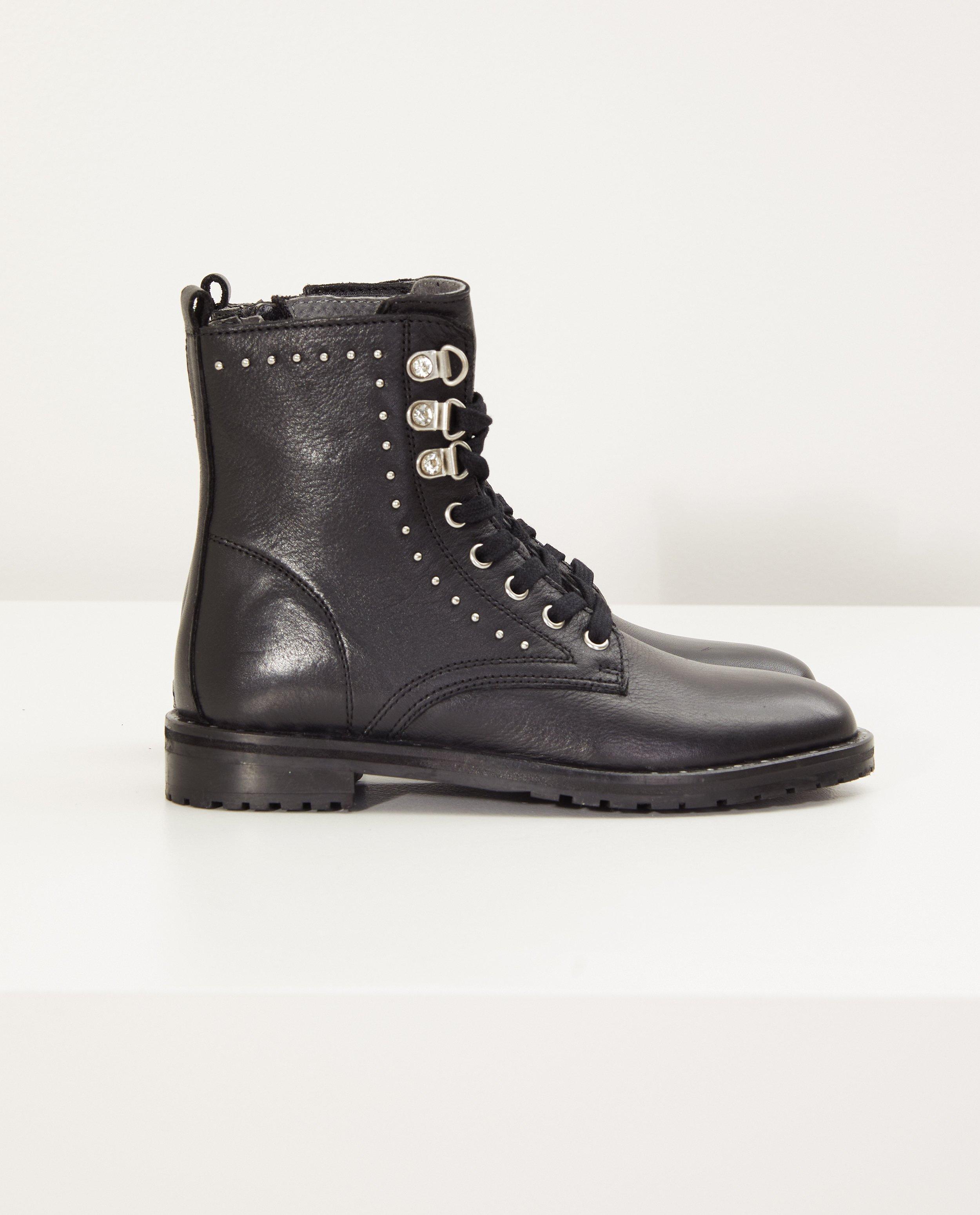 Zwarte enkellaars met studs - met valse diamanten - Fish & Chips