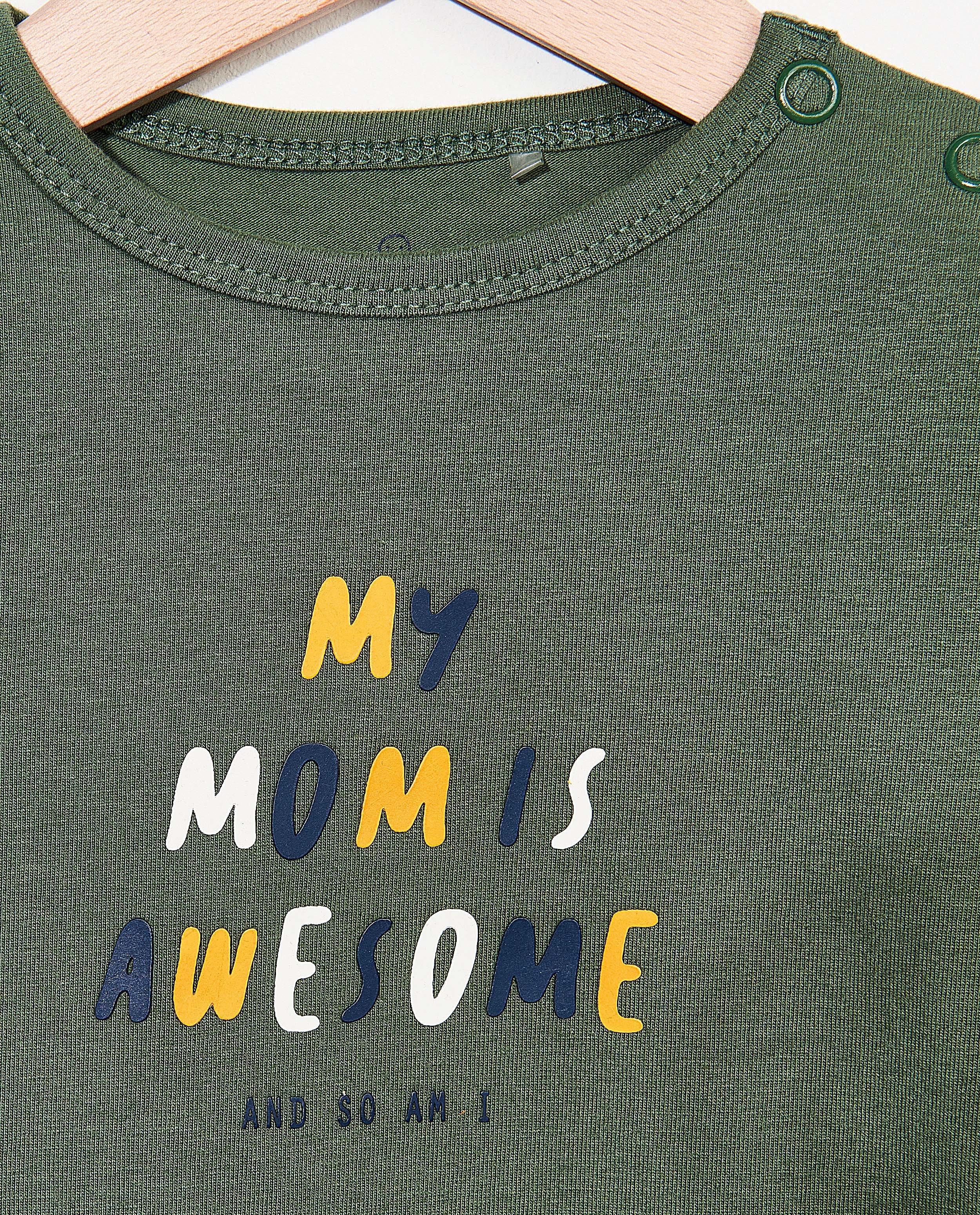 T-shirts - 