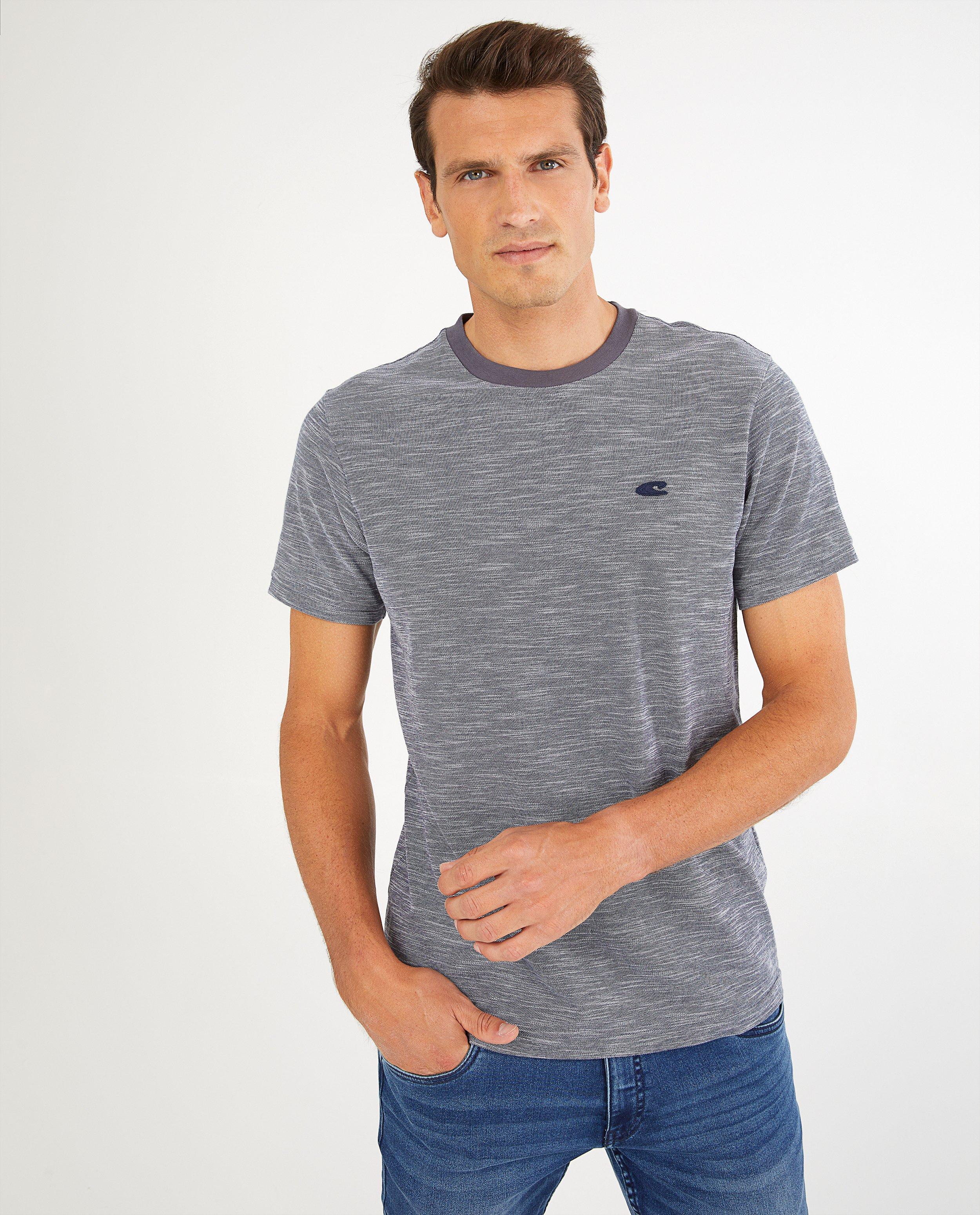 T-shirts - 