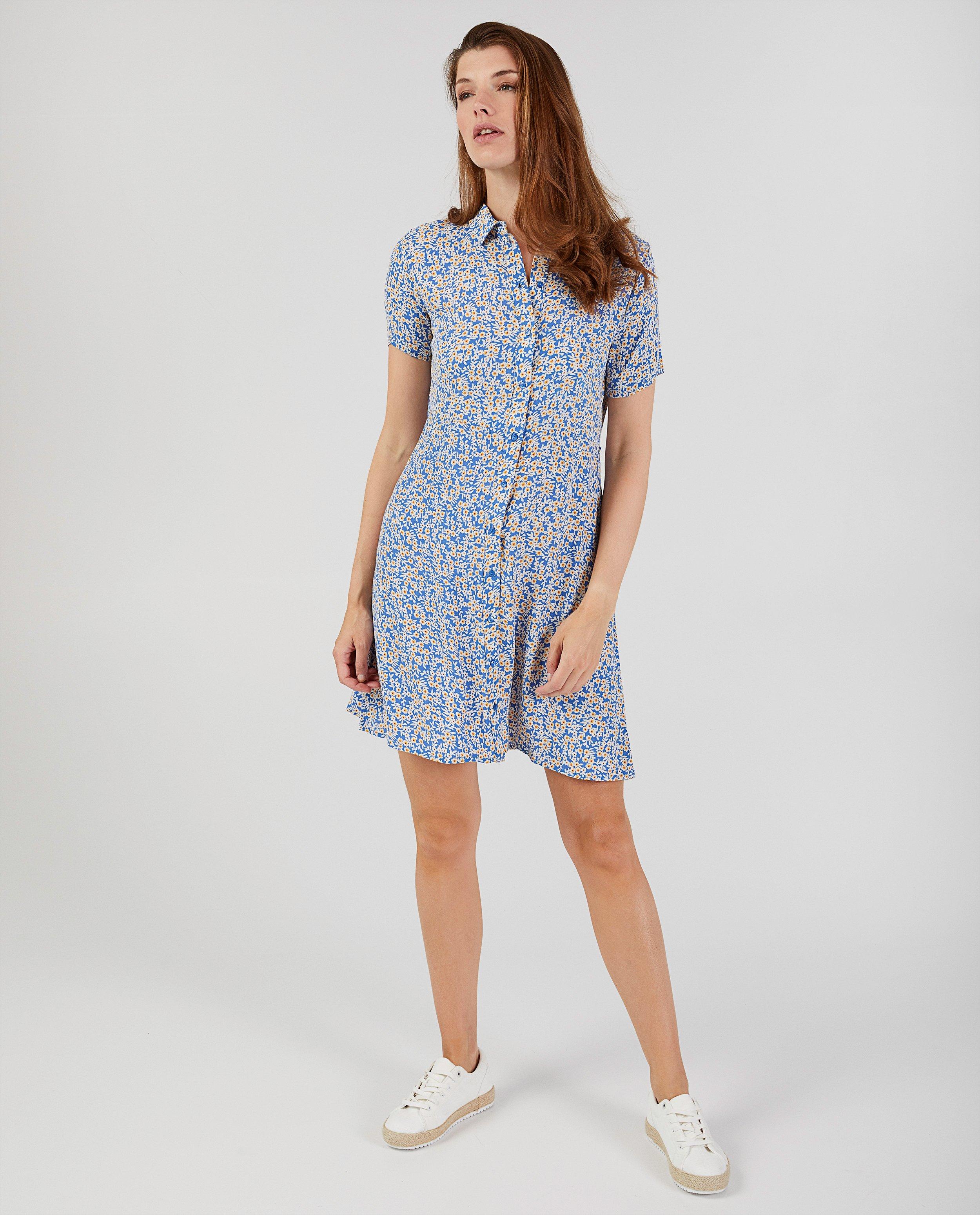 Blauwe bloemenjurk Pieces allover Pieces JBC Belgie Belgie