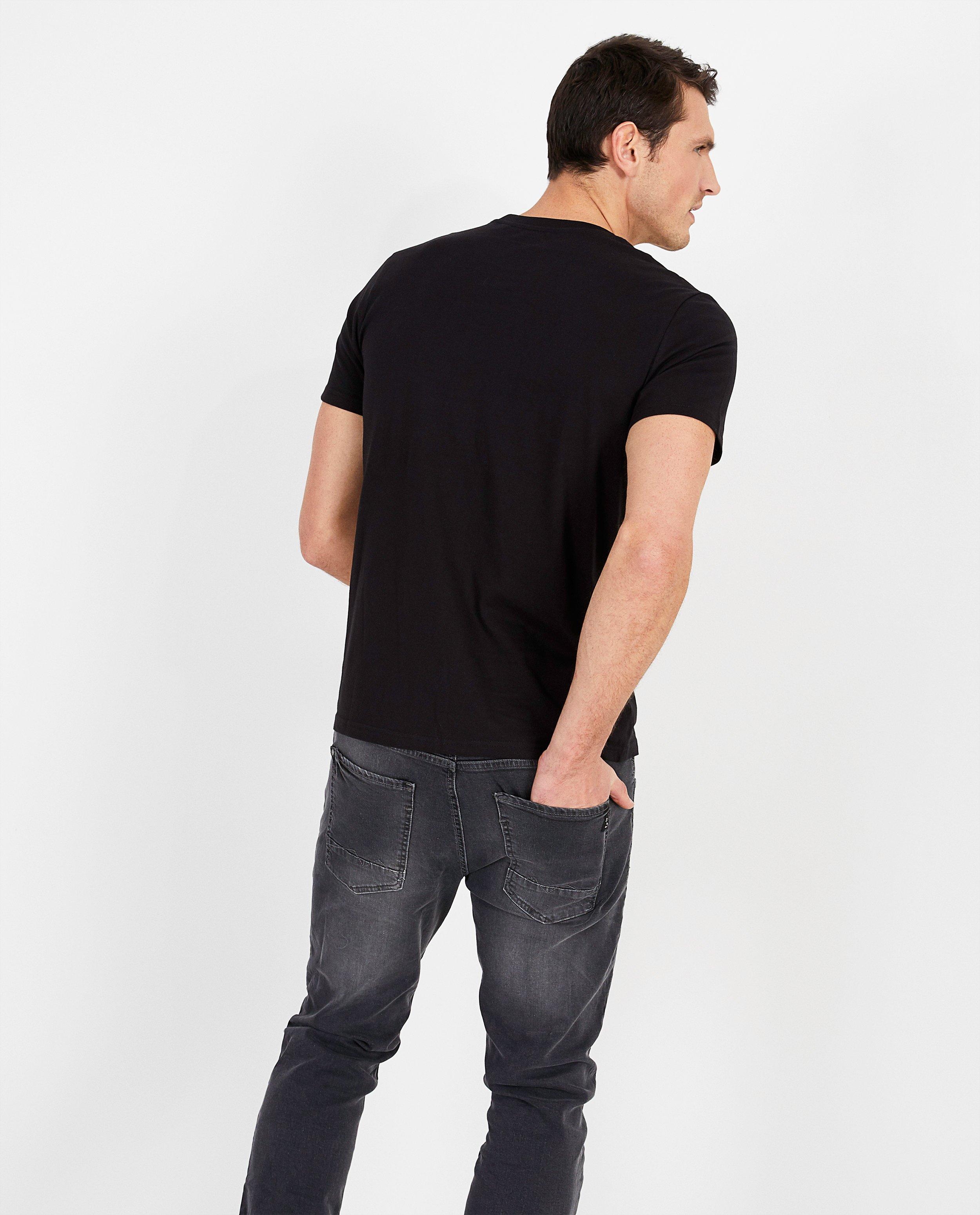 T-shirts - 
