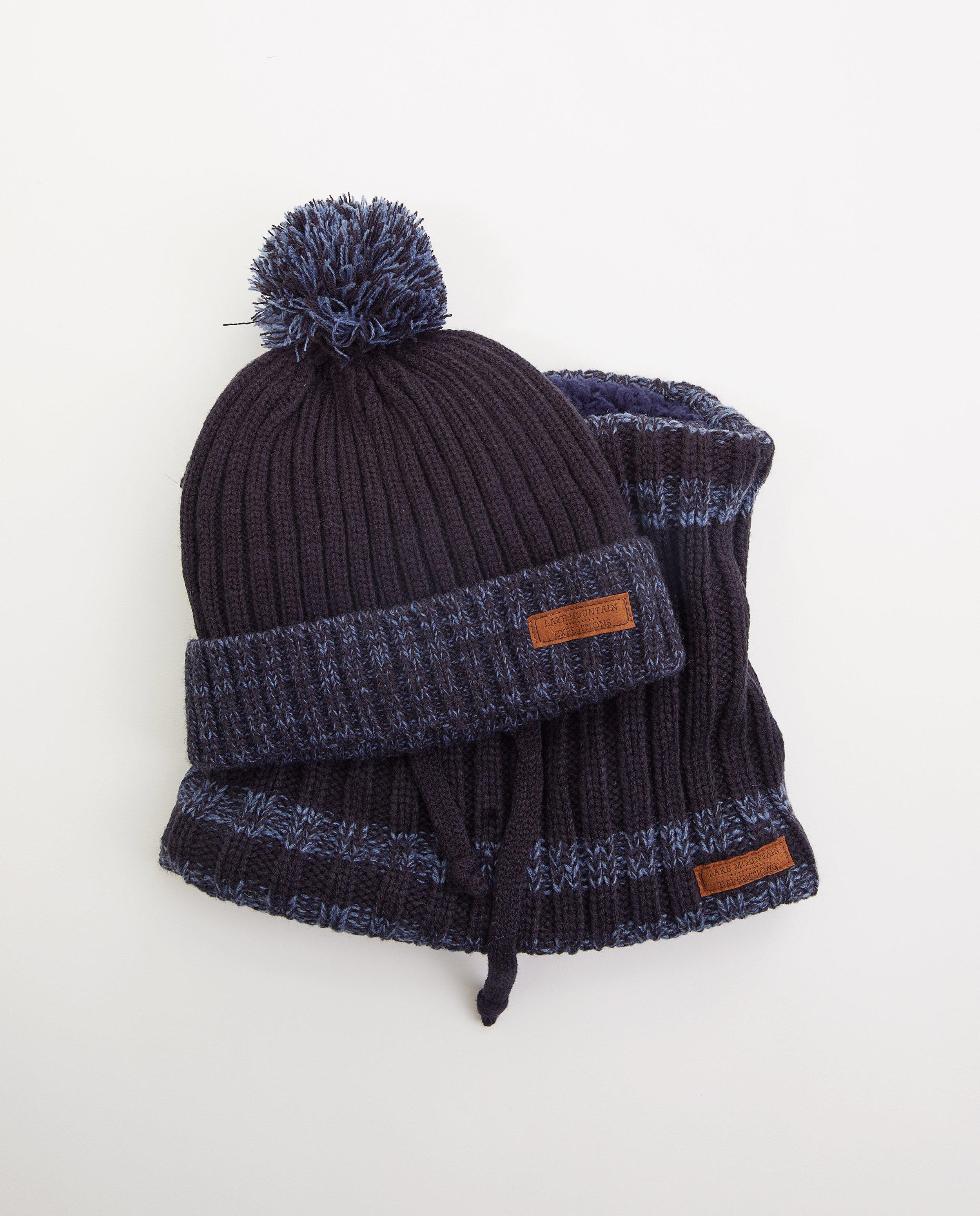 Set van colsjaal en muts - in blauw - JBC