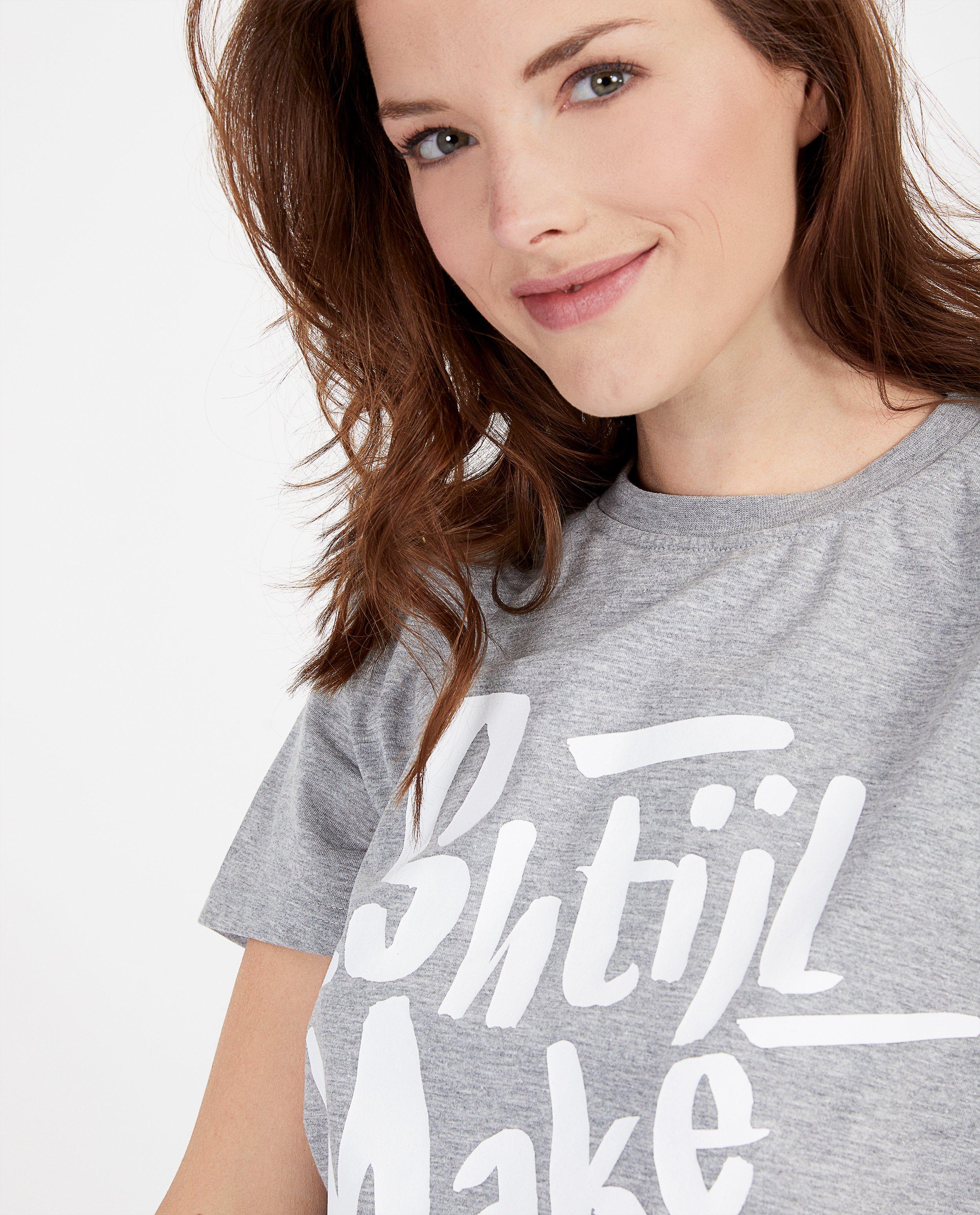 T-shirts - 