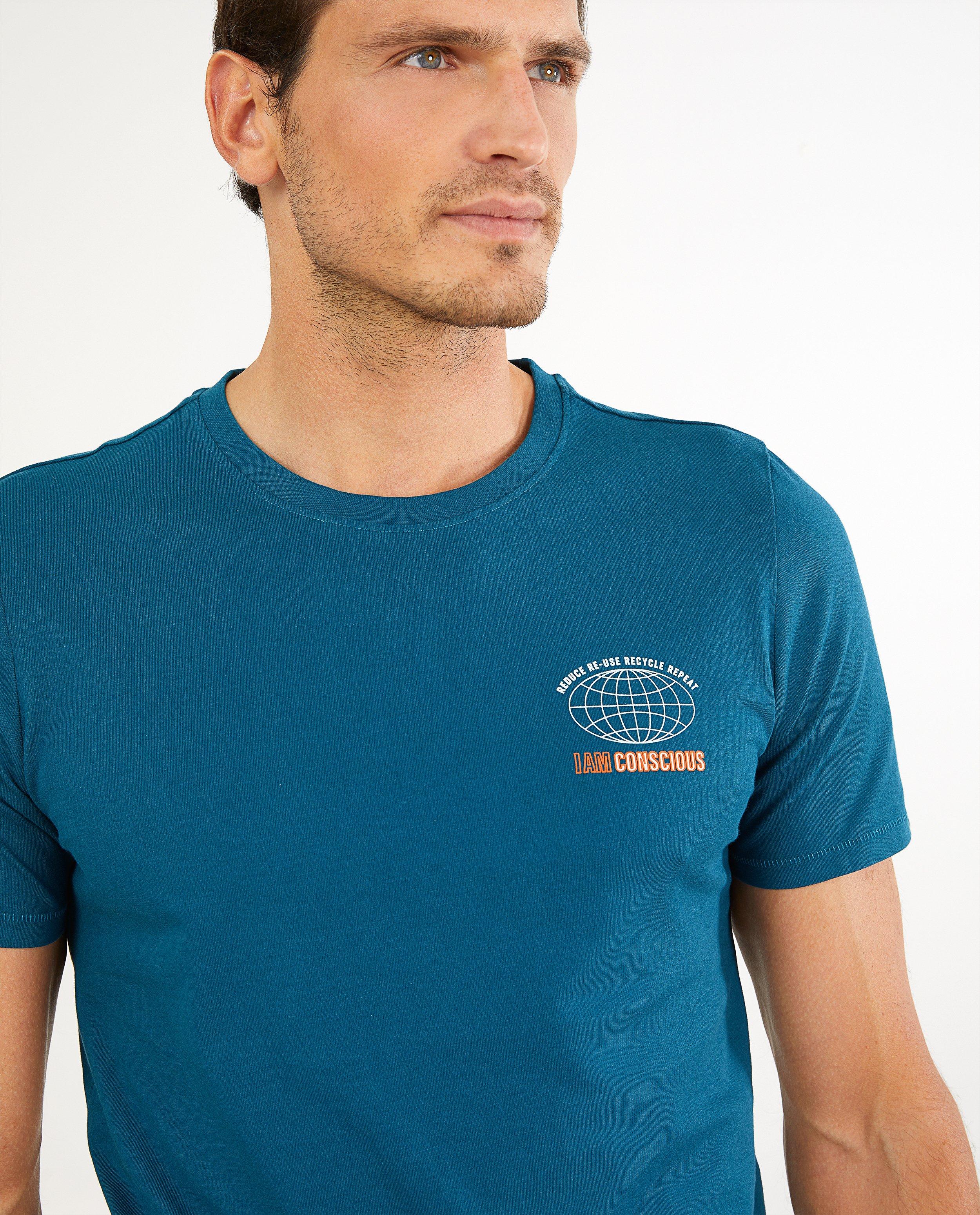 T-shirts - 