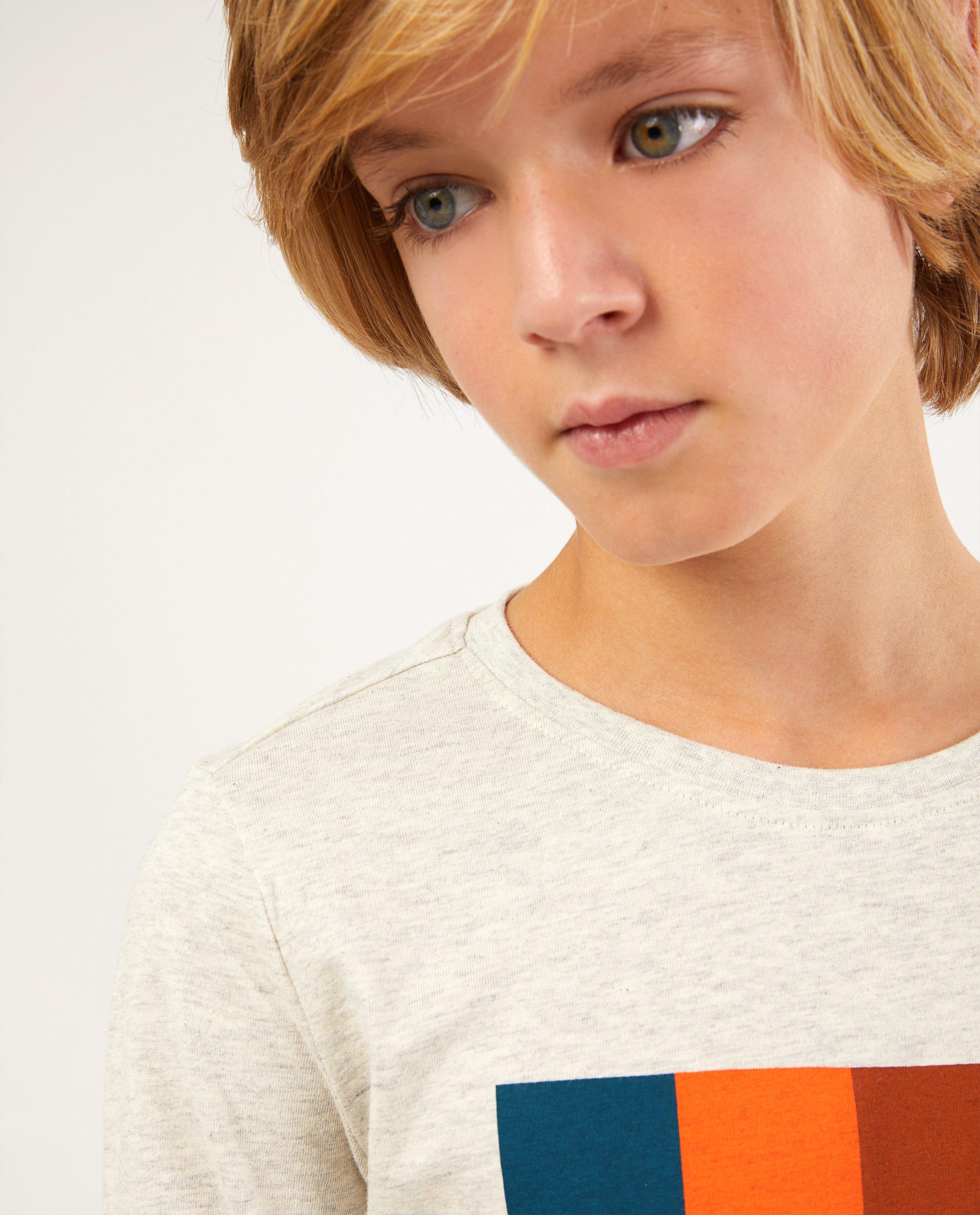 T-shirts - 