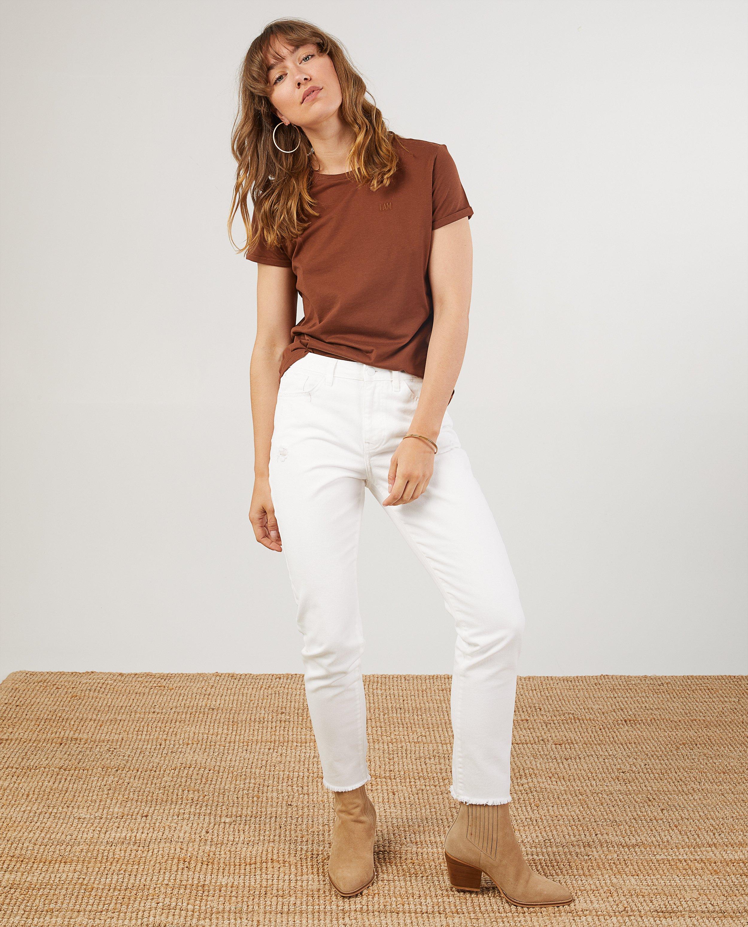 T-shirt van gerecycleerd polyester I AM - Product Detail - bruin - afbeelding nummer 1