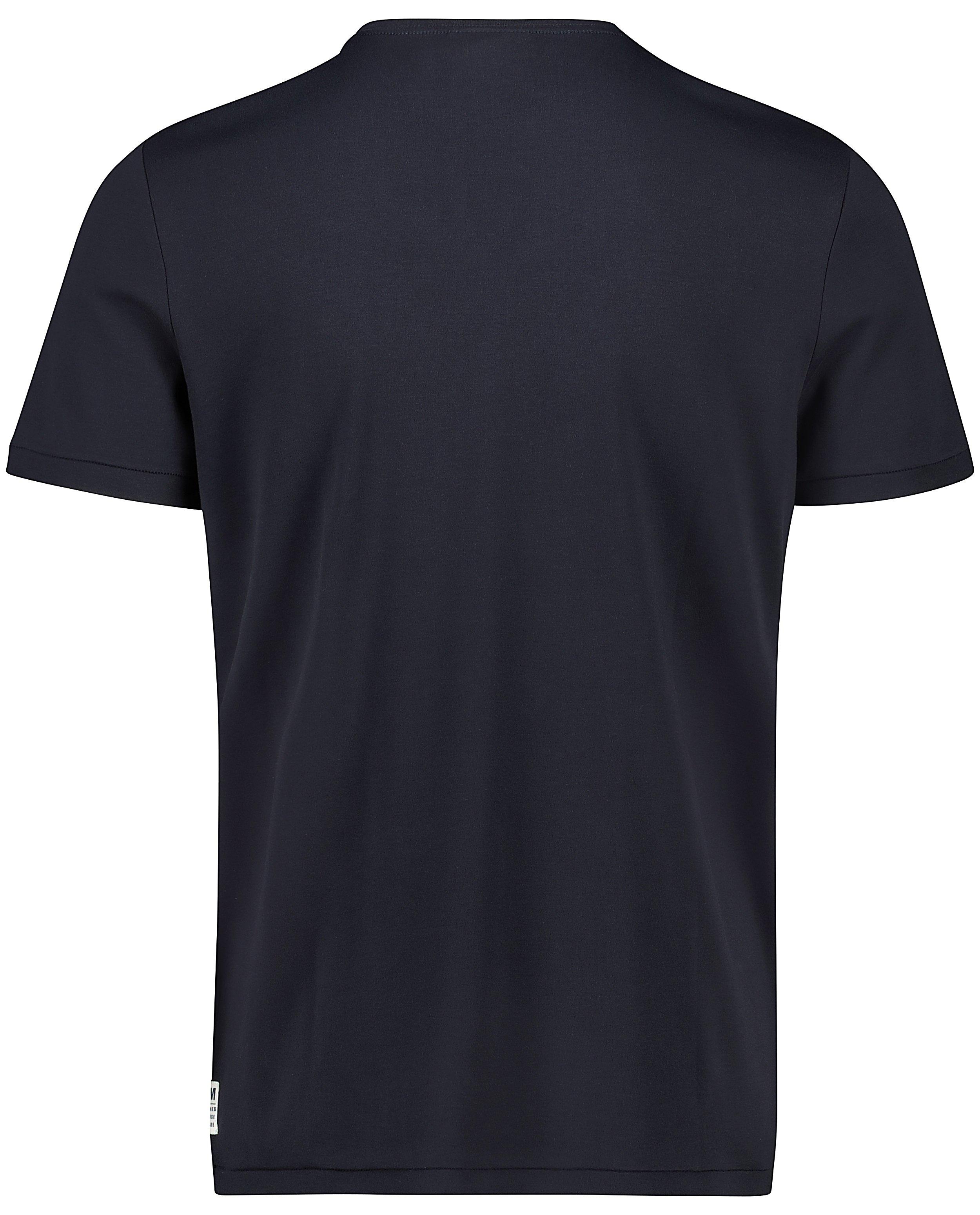 T-shirts - 