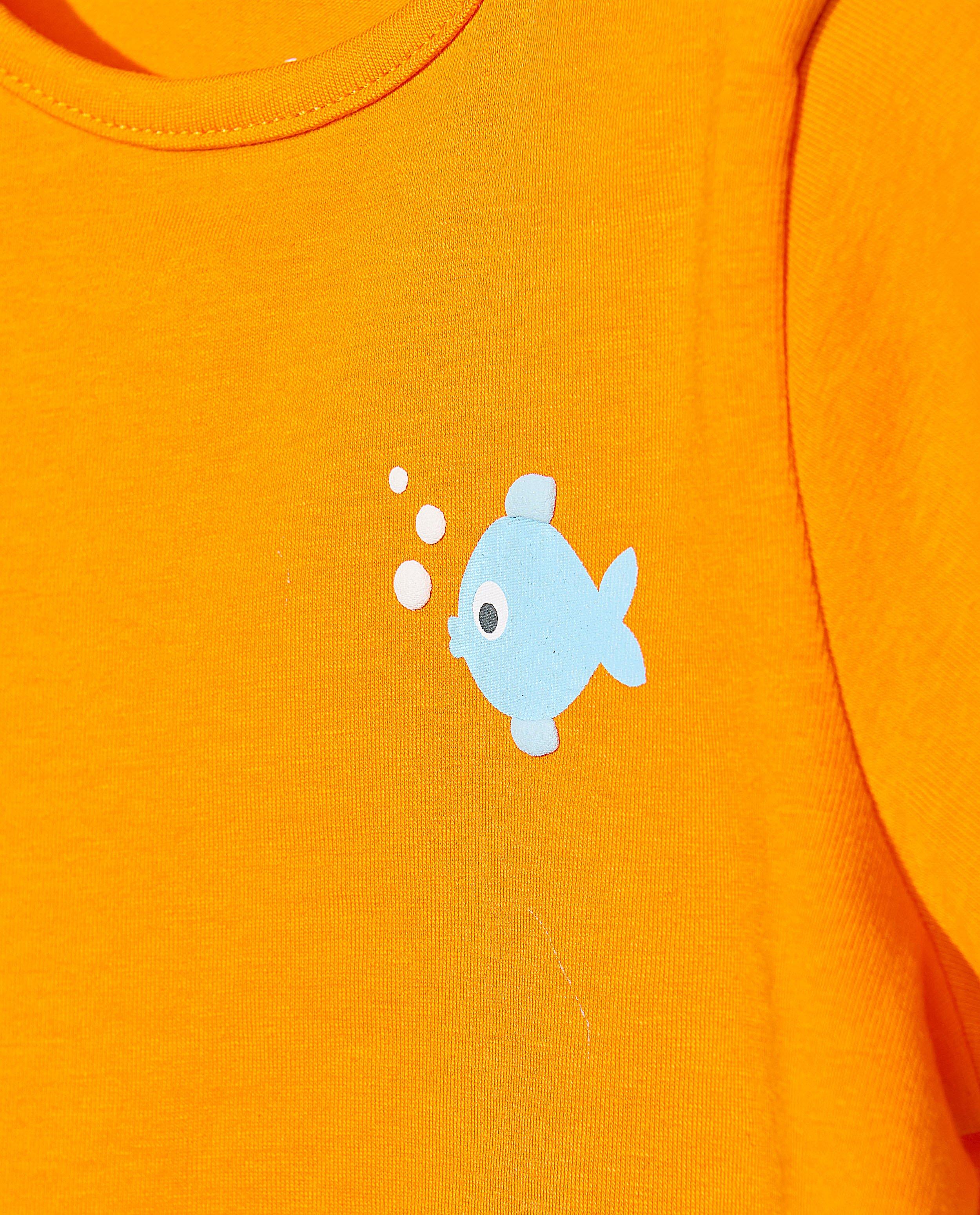 T-shirts - 