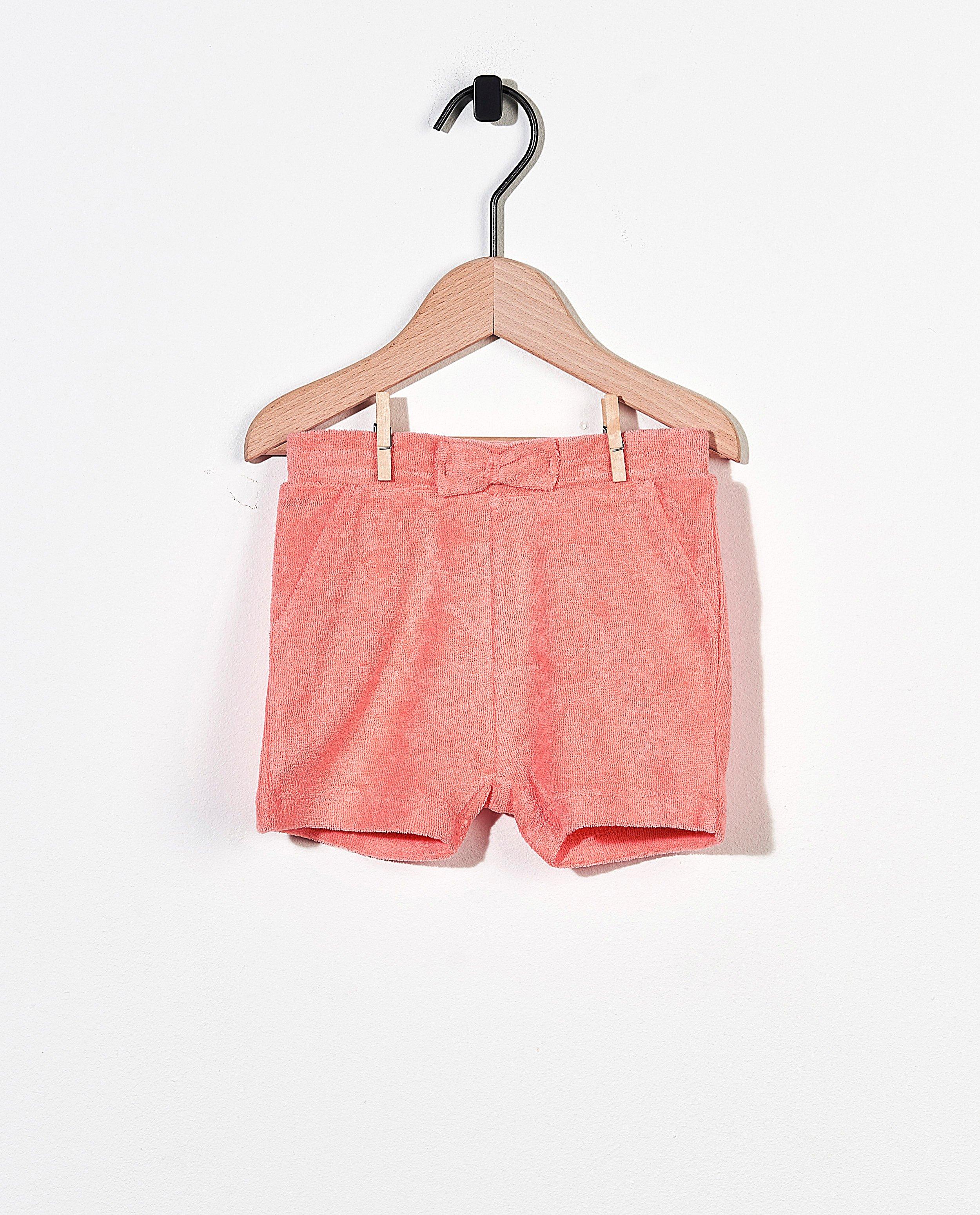 Short rose en éponge - avec un nœud - Cuddles and Smiles