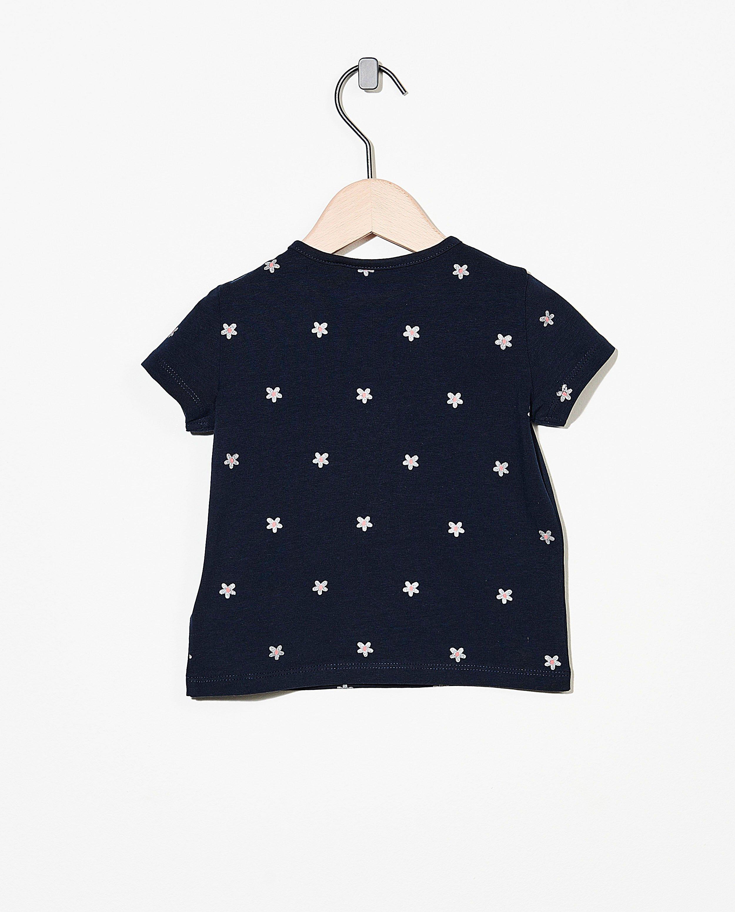 T-shirts - 