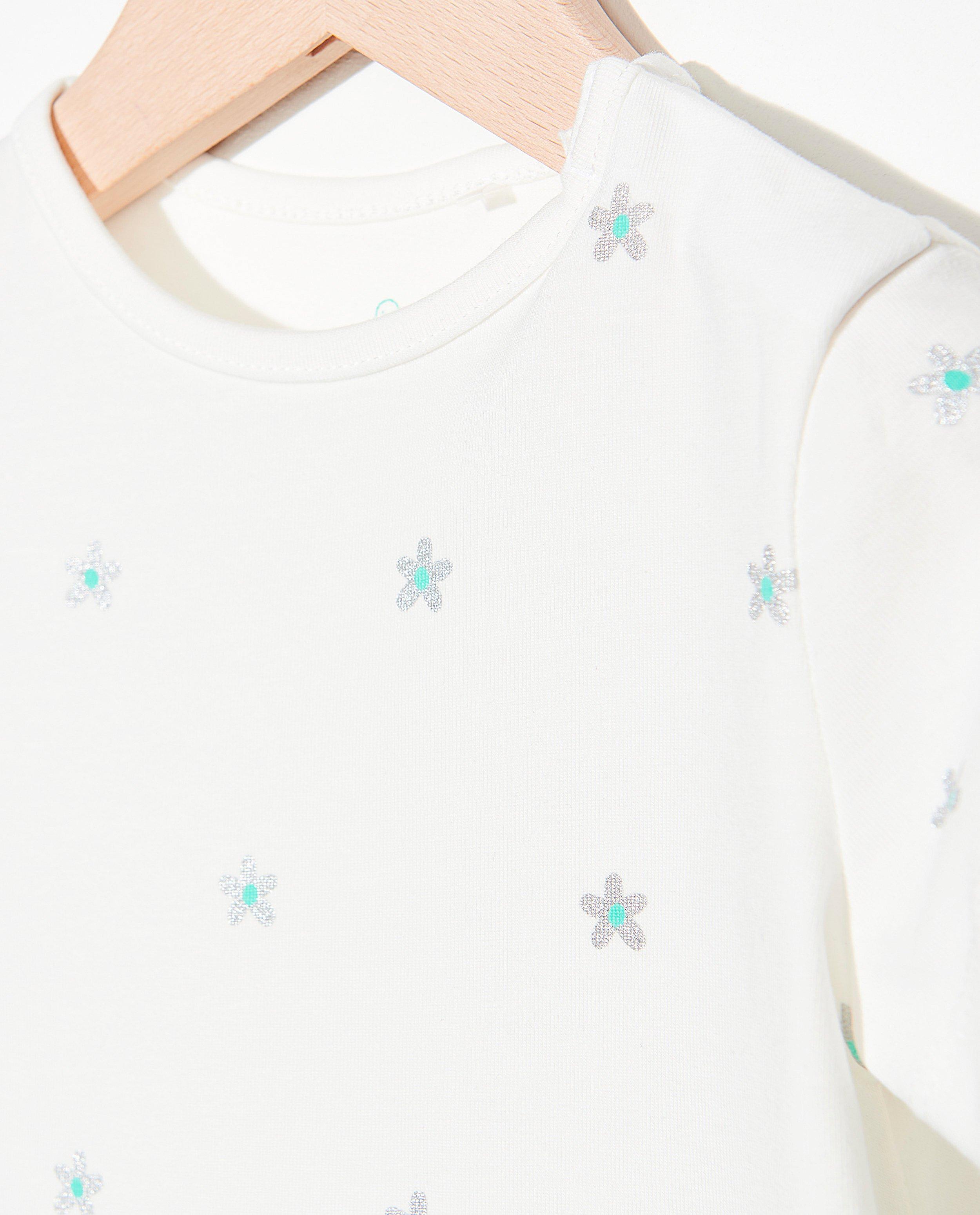 T-shirts - 