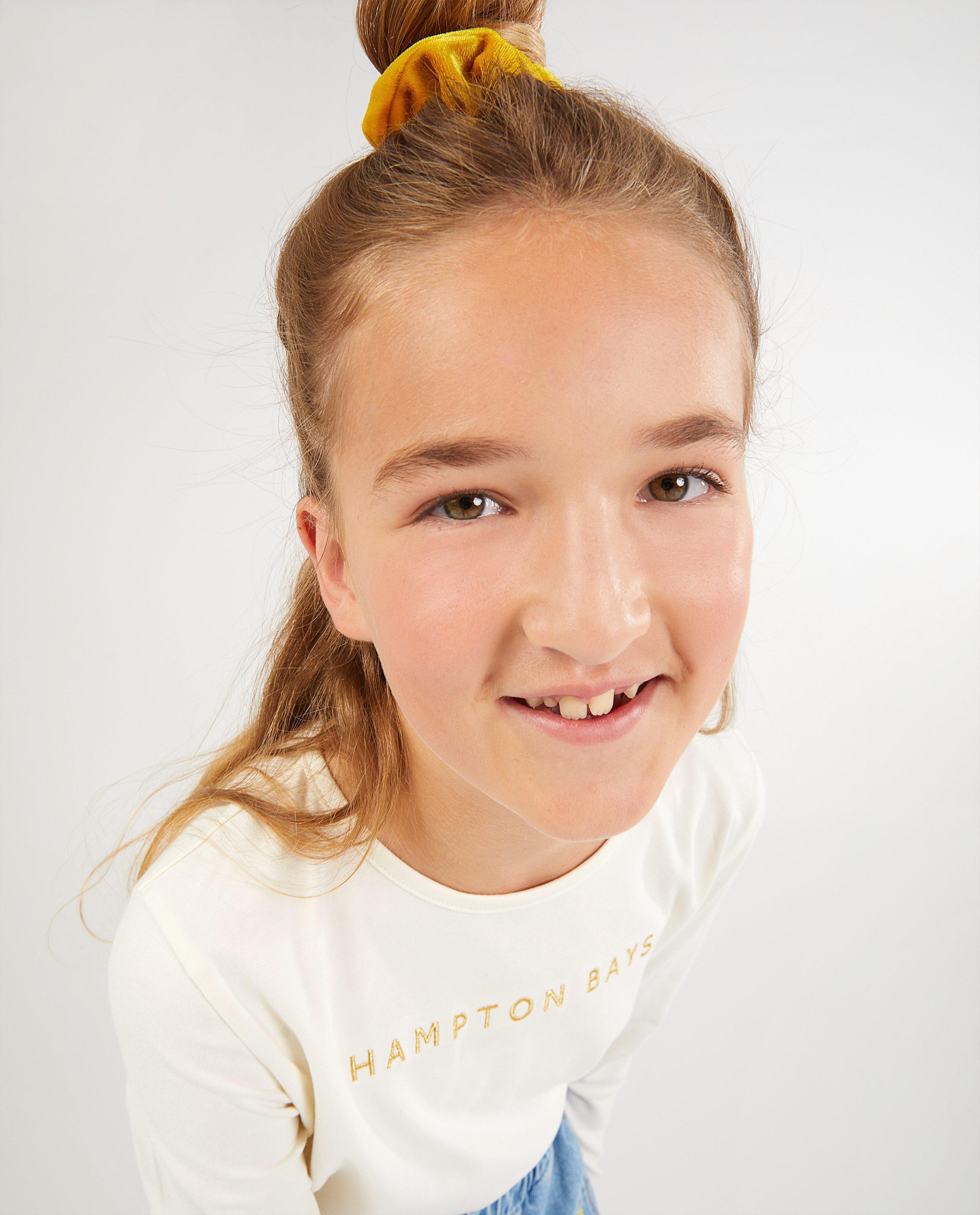 T-shirts - 