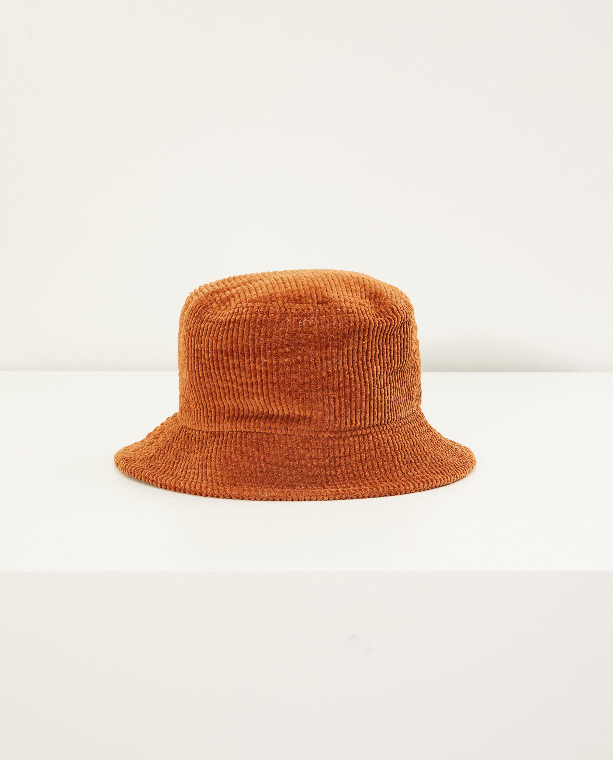 Chapeau brun en velours côtelé Pieces  - sur toute la surface - Pieces