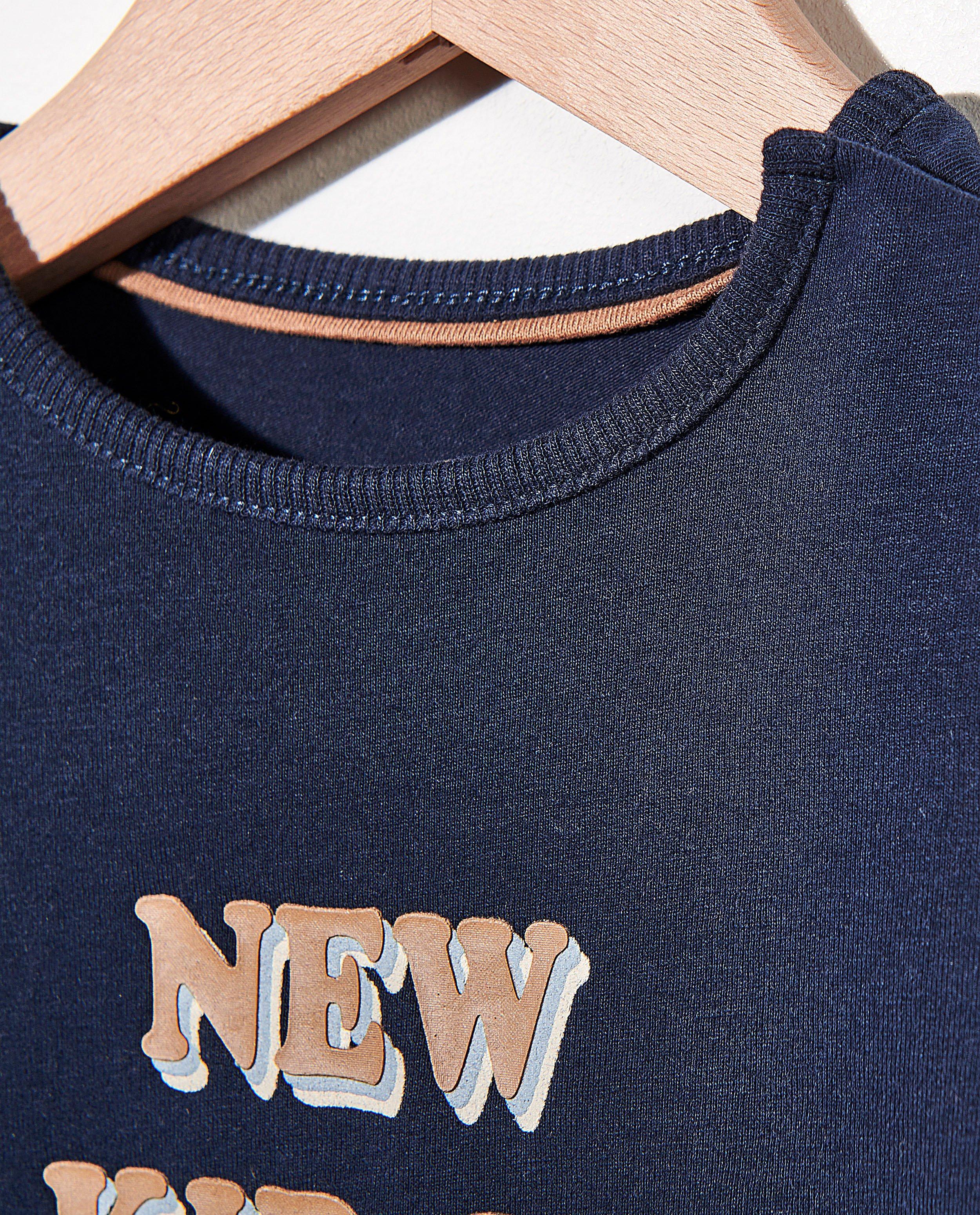 T-shirts - 