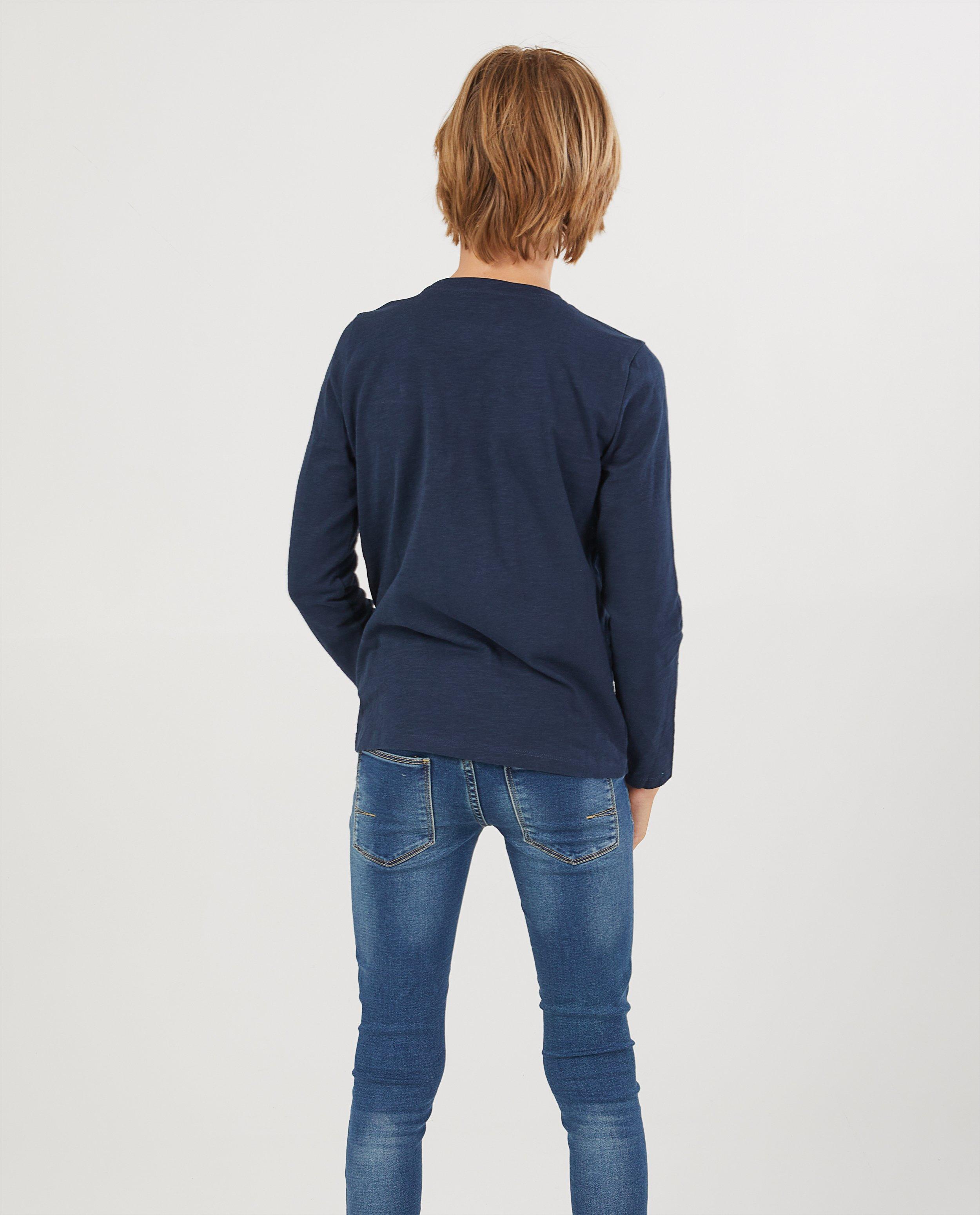 T-shirts - 