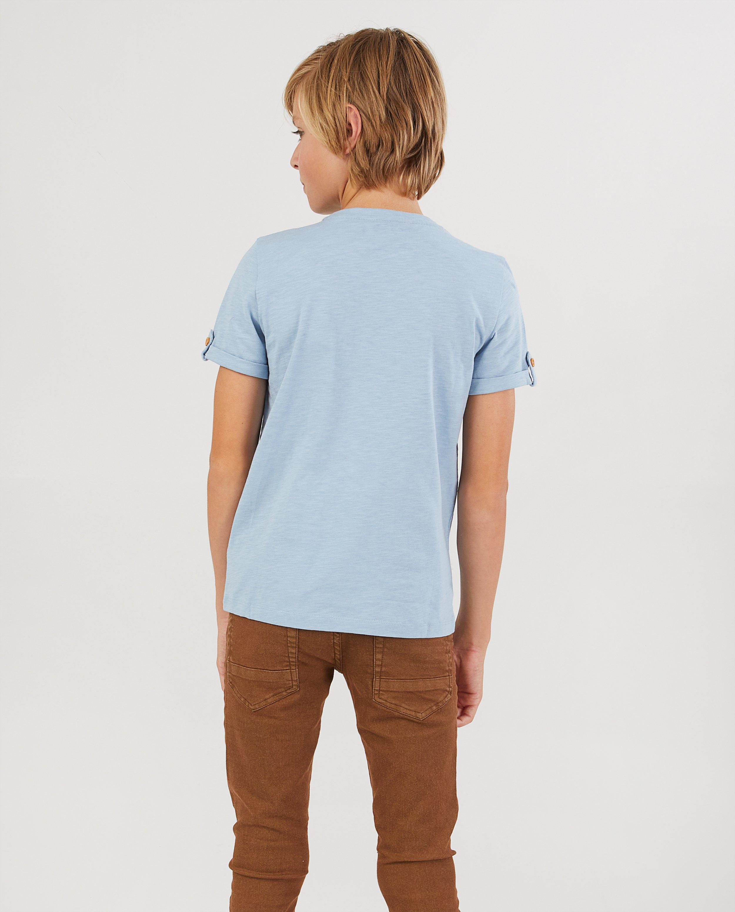 T-shirts - 