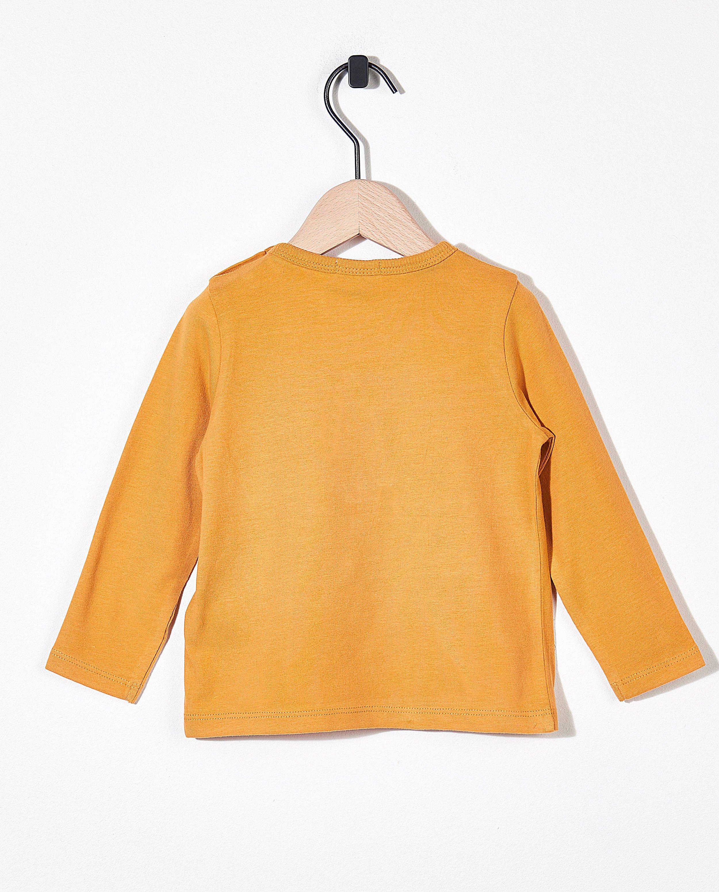 T-shirts - 