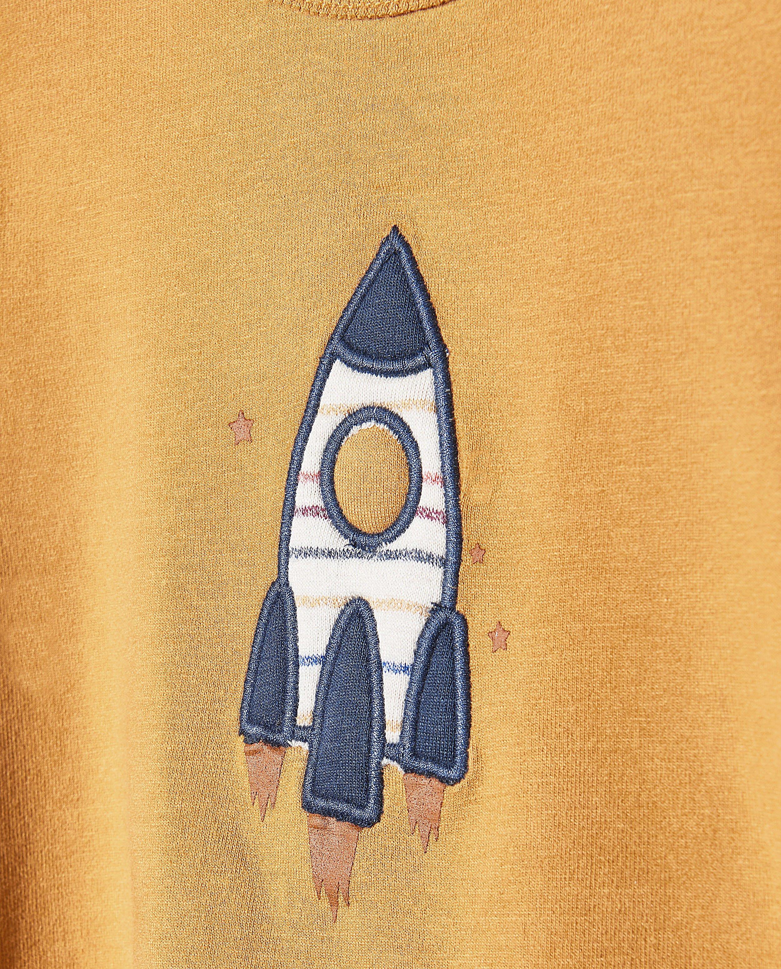 T-shirts - 