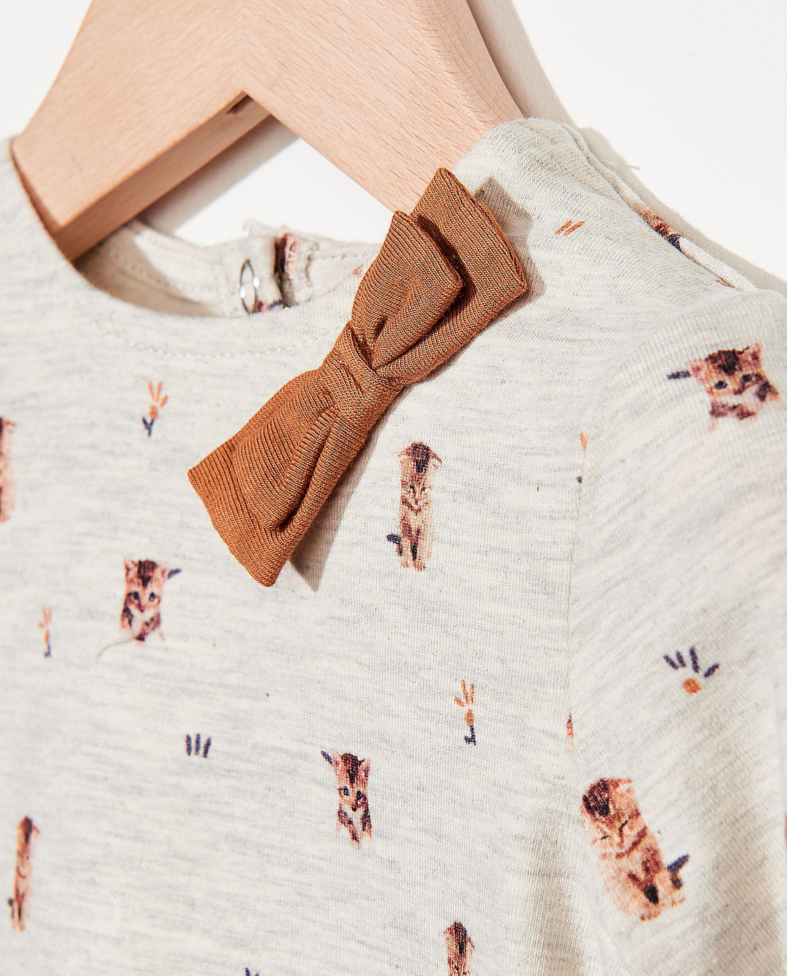 T-shirts - 