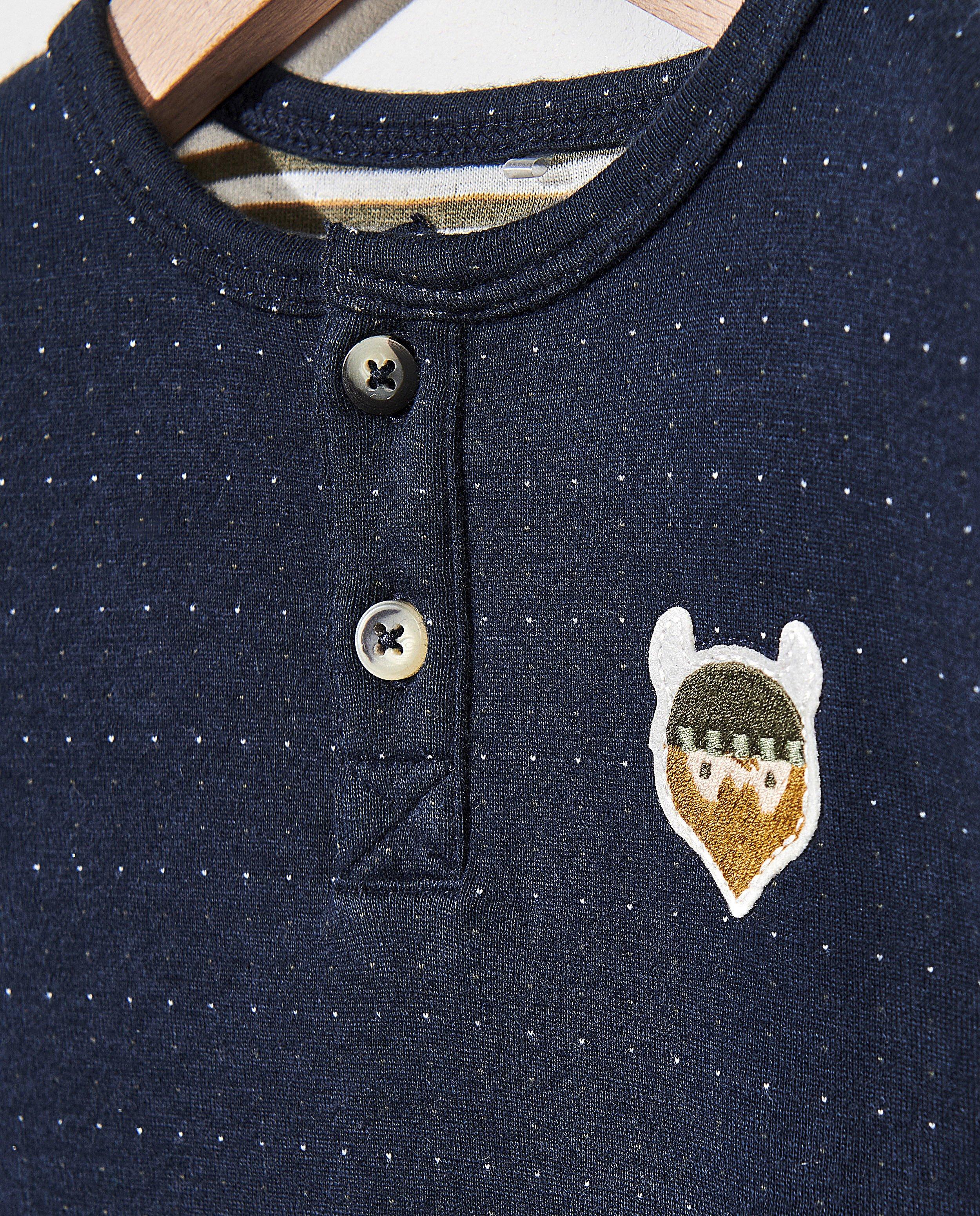 T-shirts - 