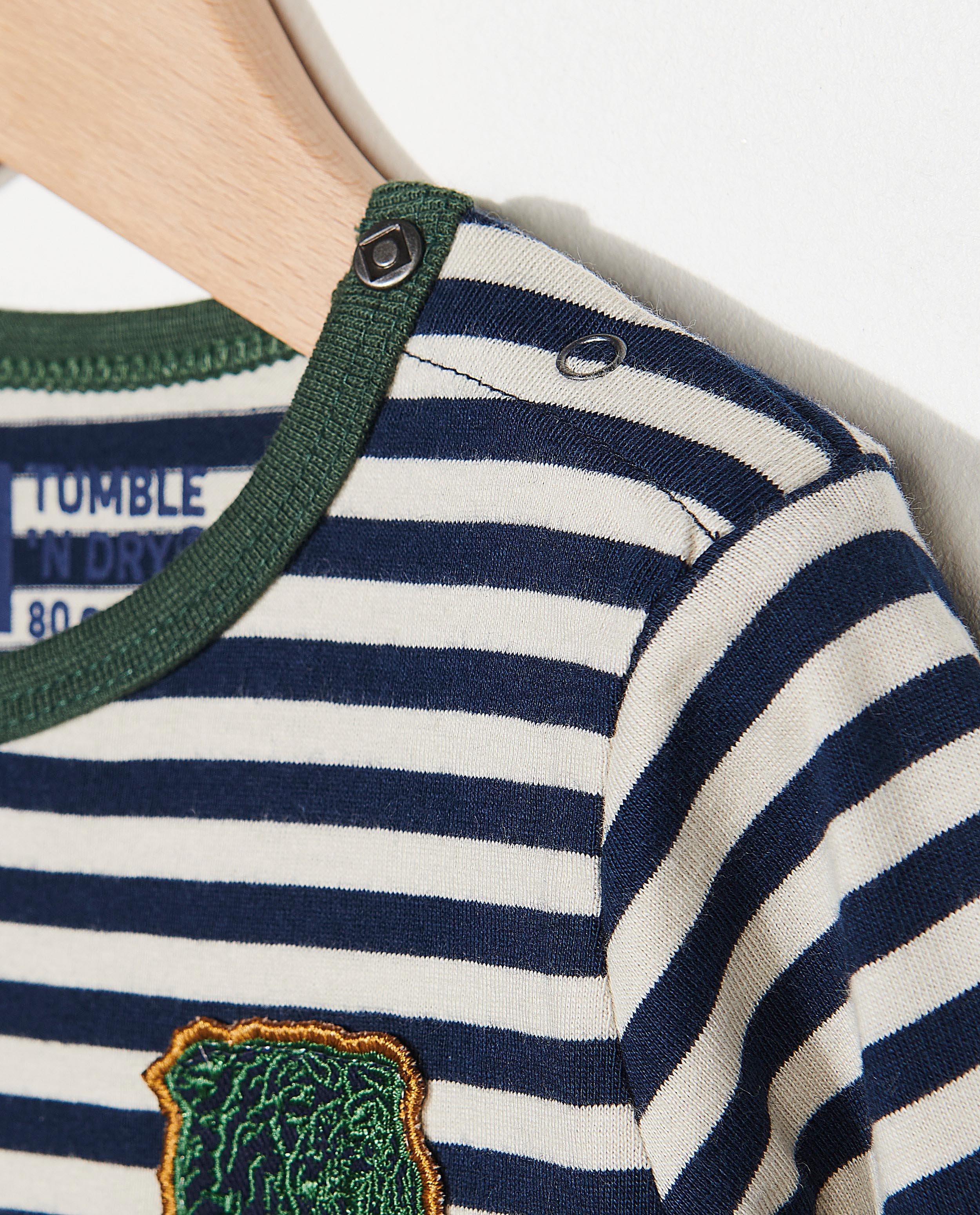 T-shirts - 