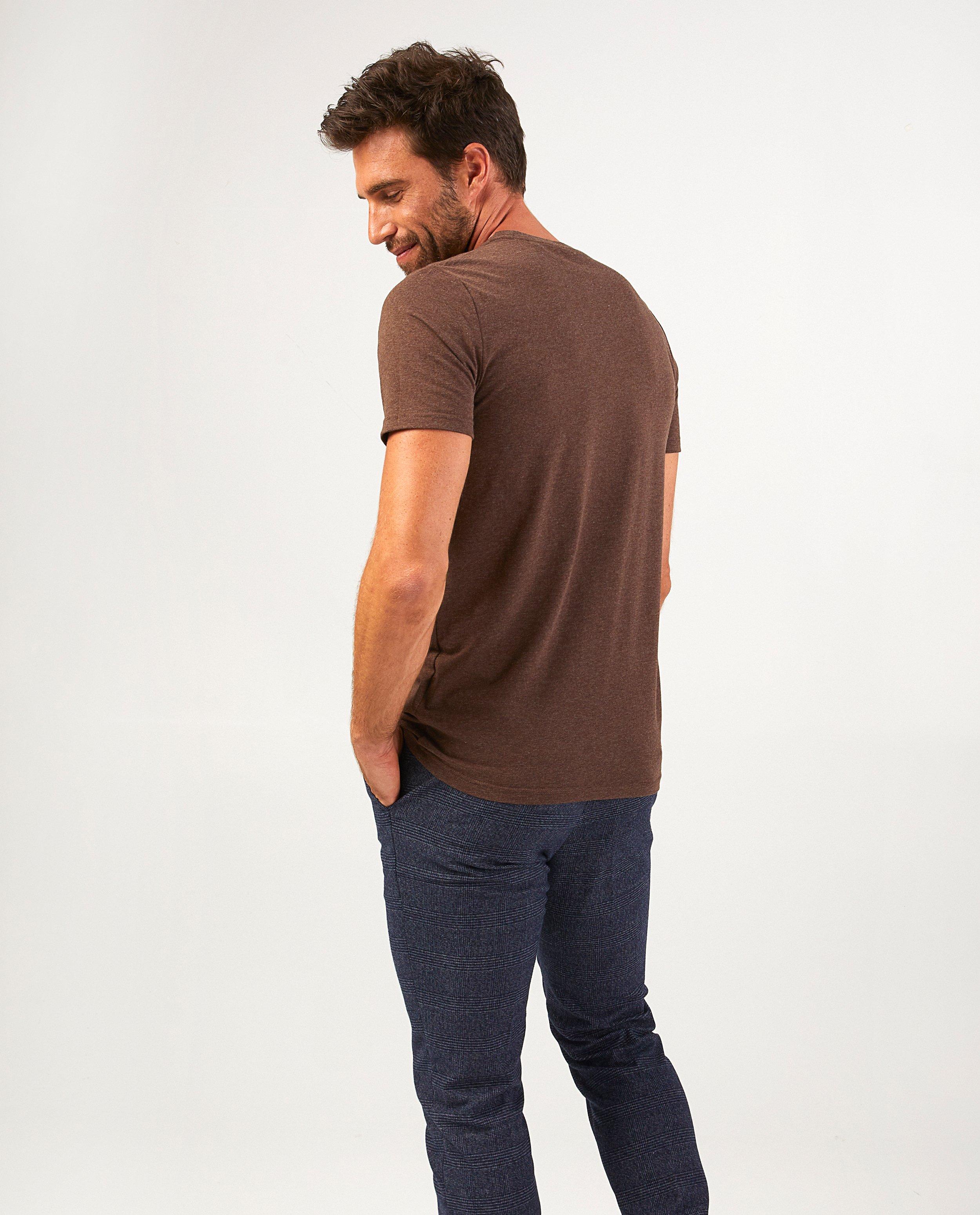 T-shirts - 