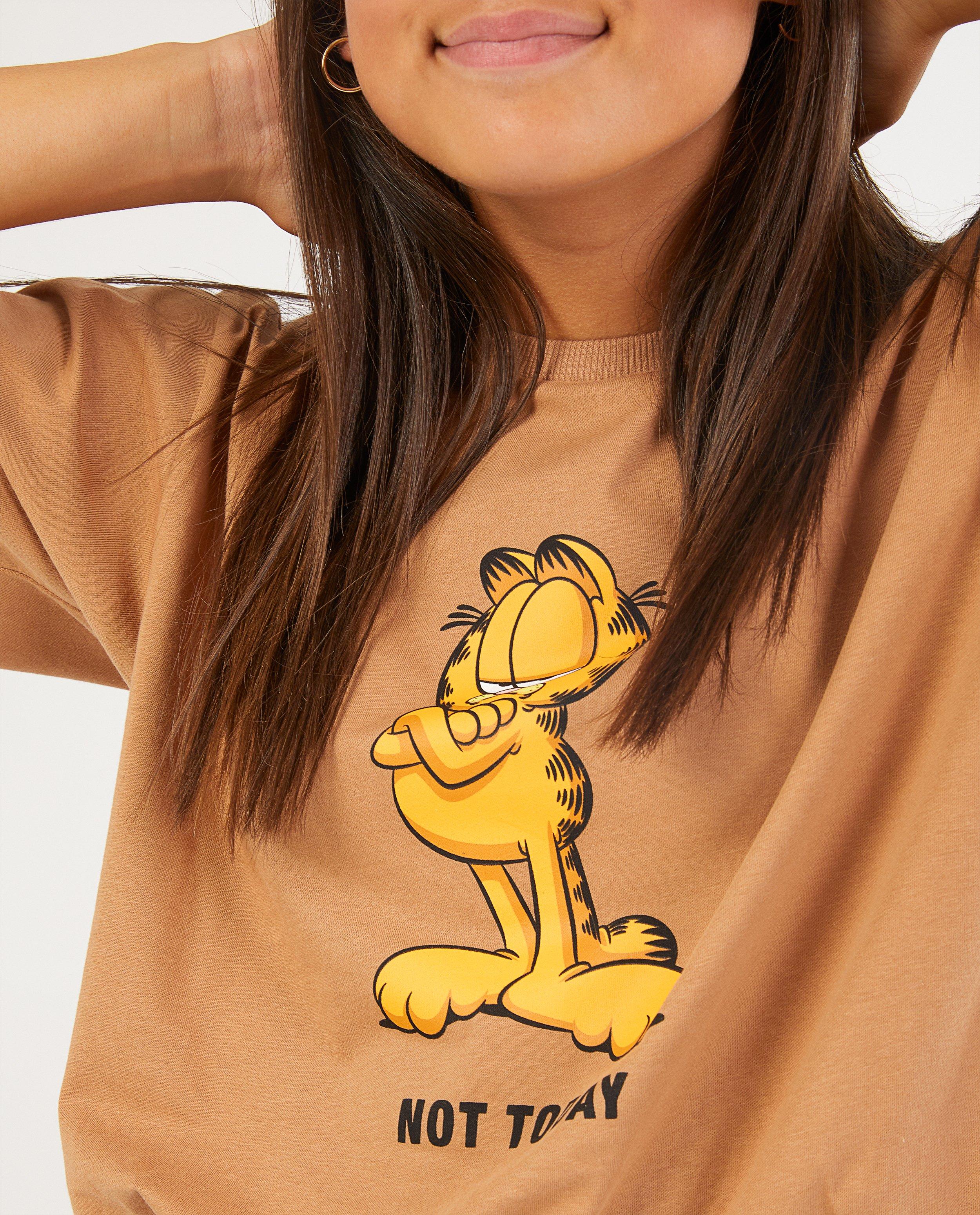 T-shirts - 