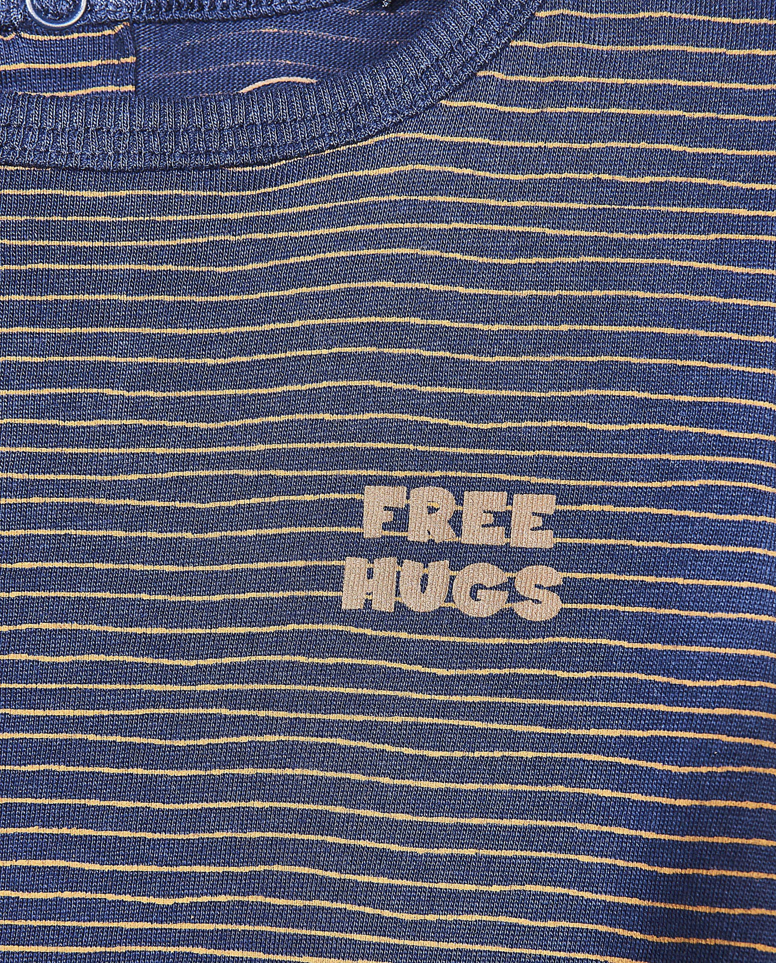 T-shirts - 