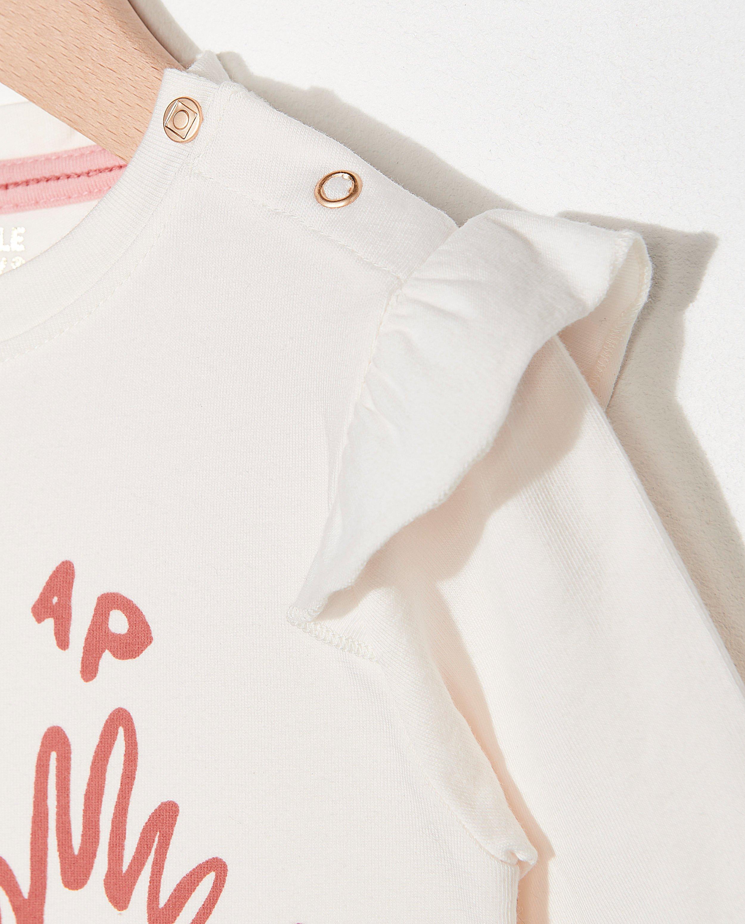 T-shirts - 