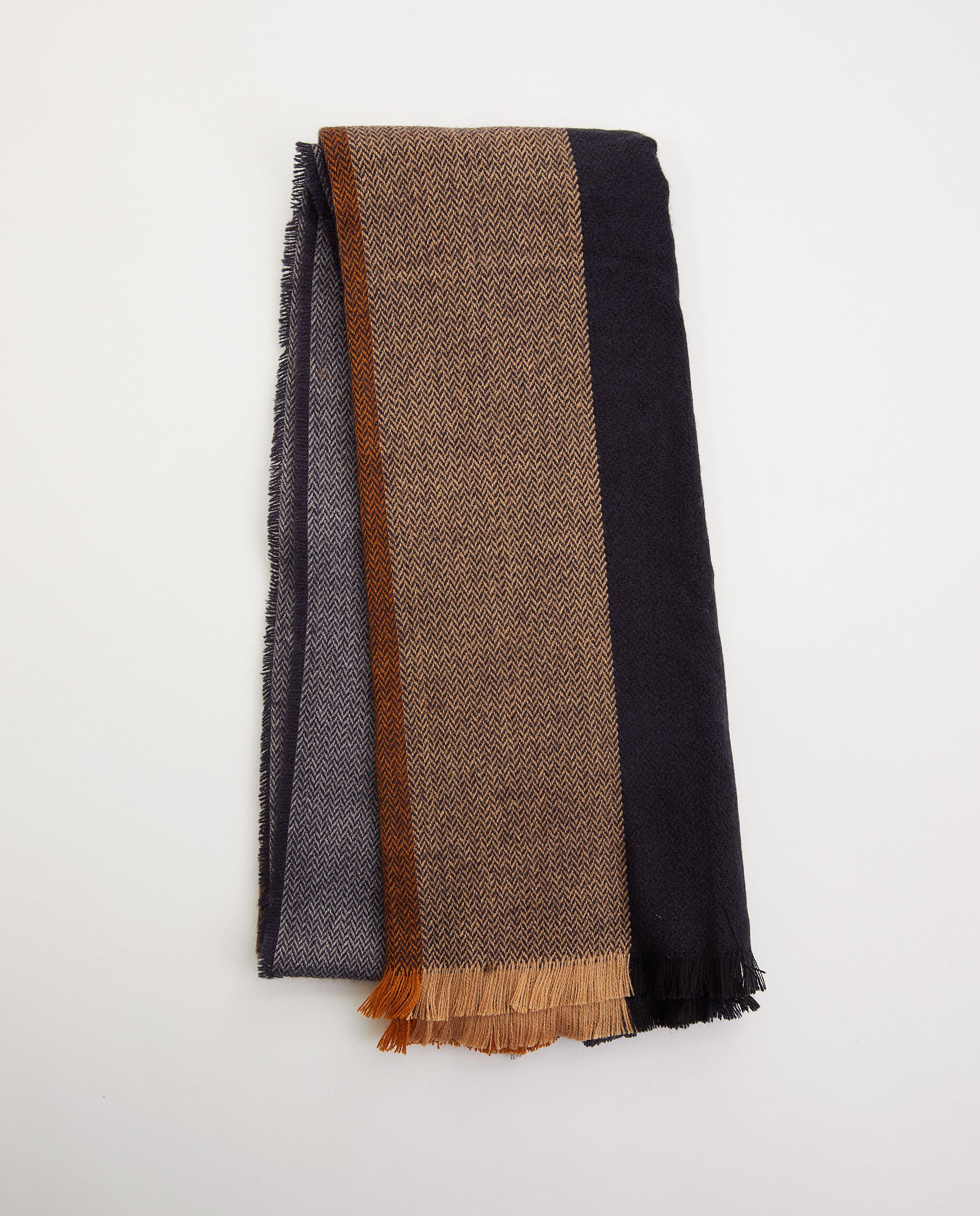 Écharpe bleu foncé avec motif - avec franges - JBC