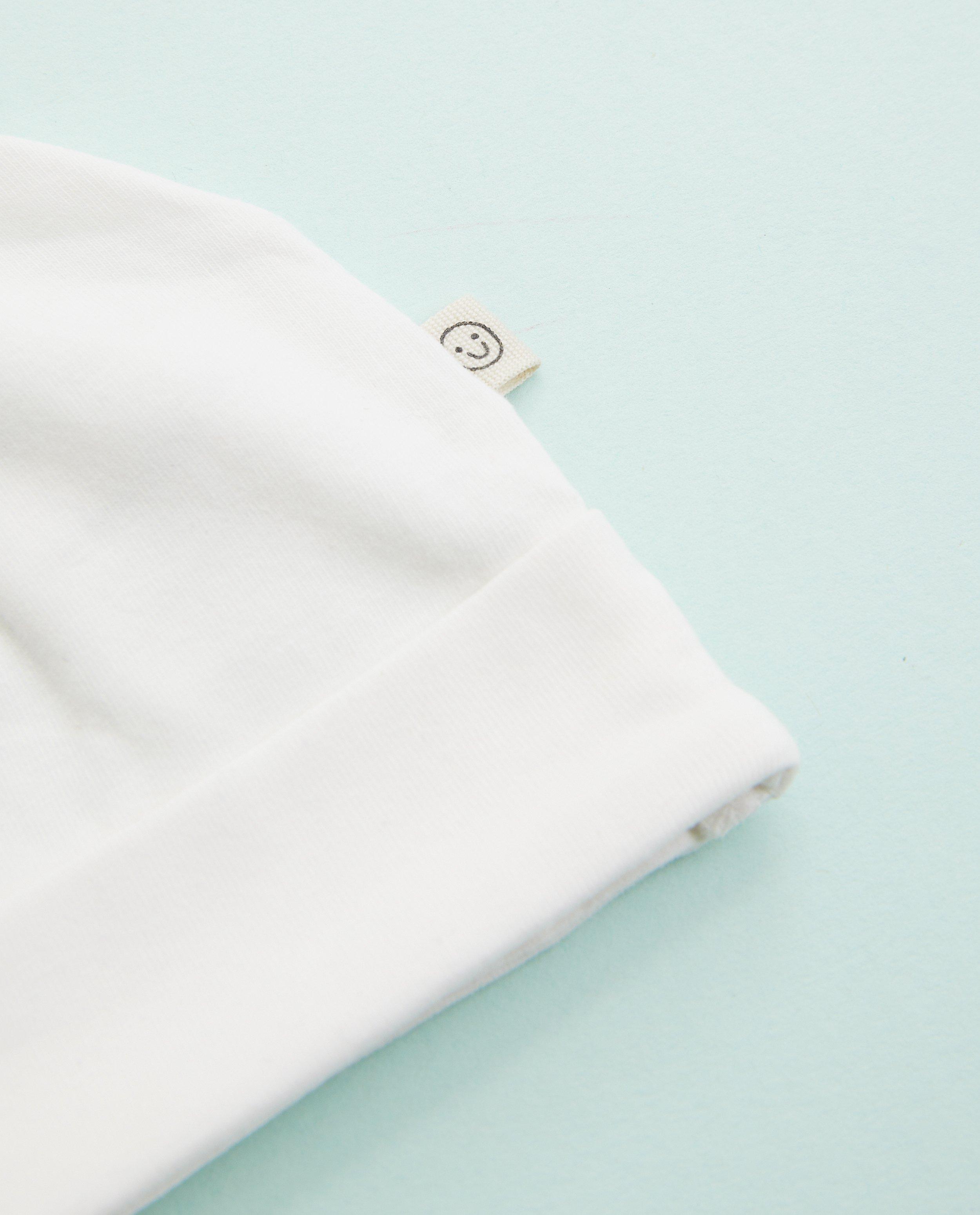 Bonneterie - Bonnet blanc pour bébés, Studio Unique