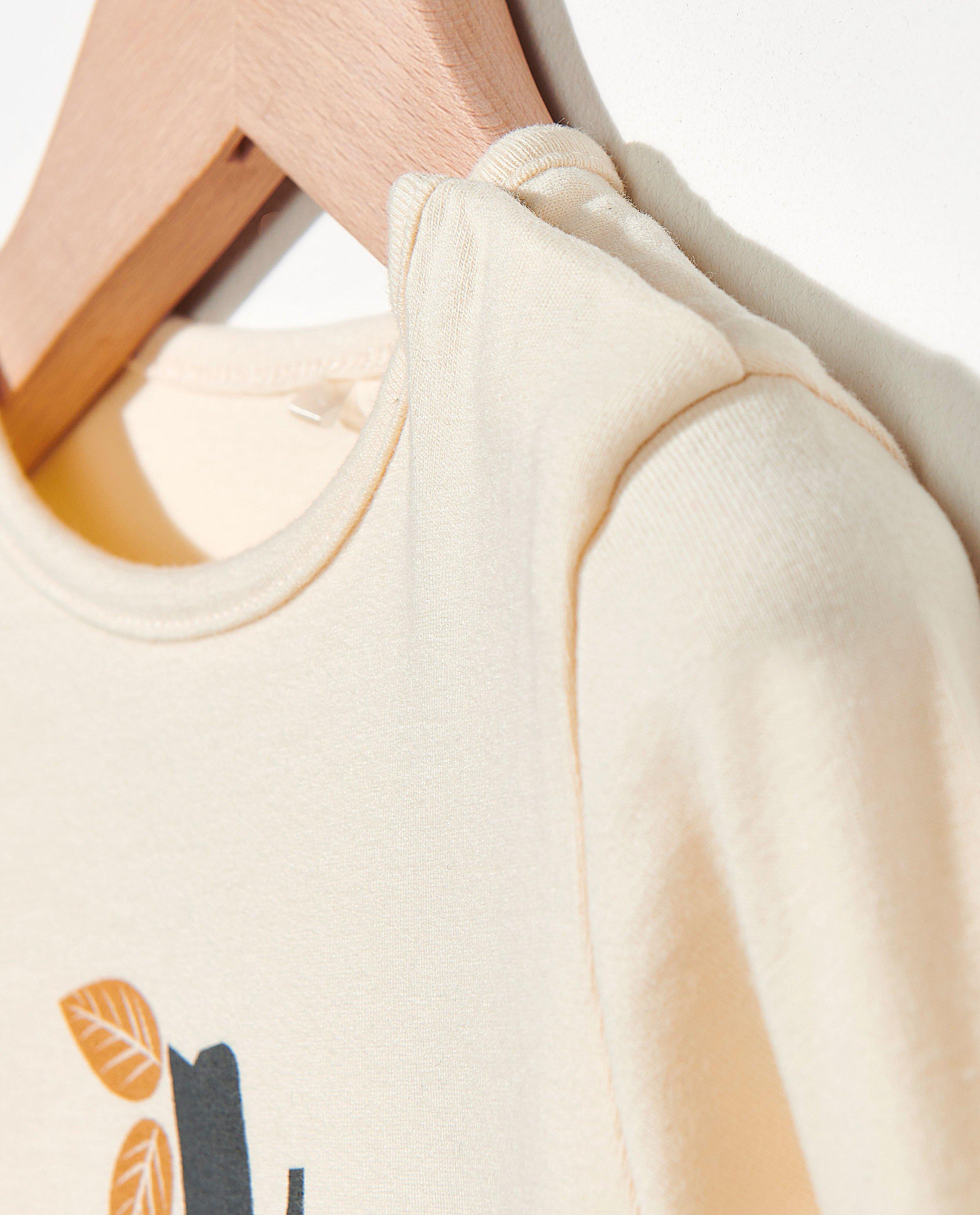 T-shirts - 