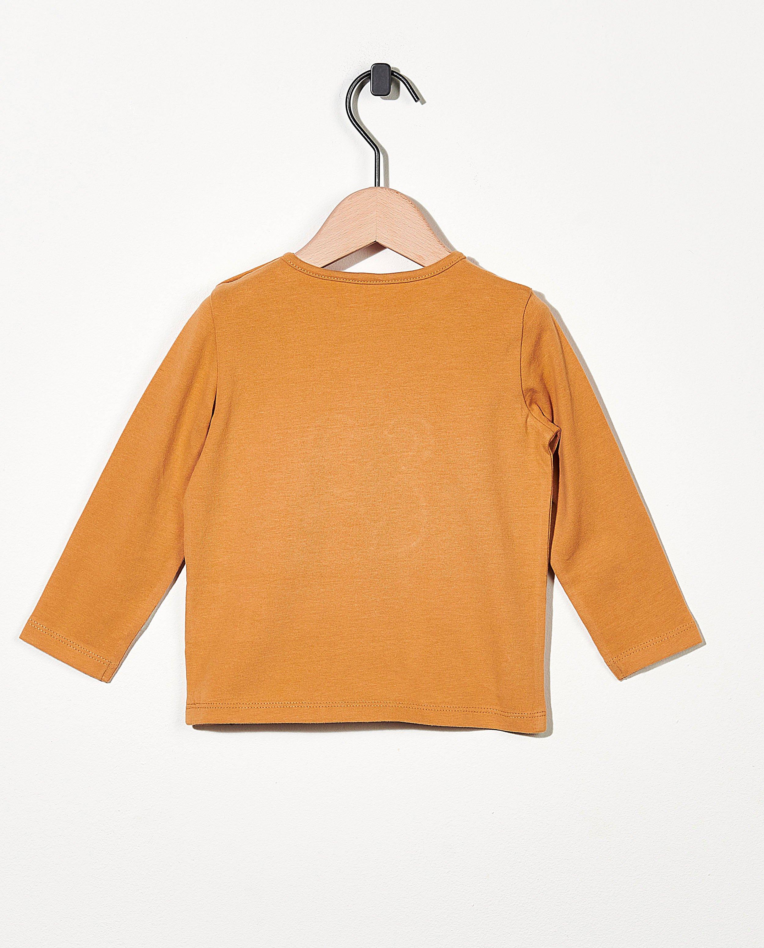 T-shirts - 