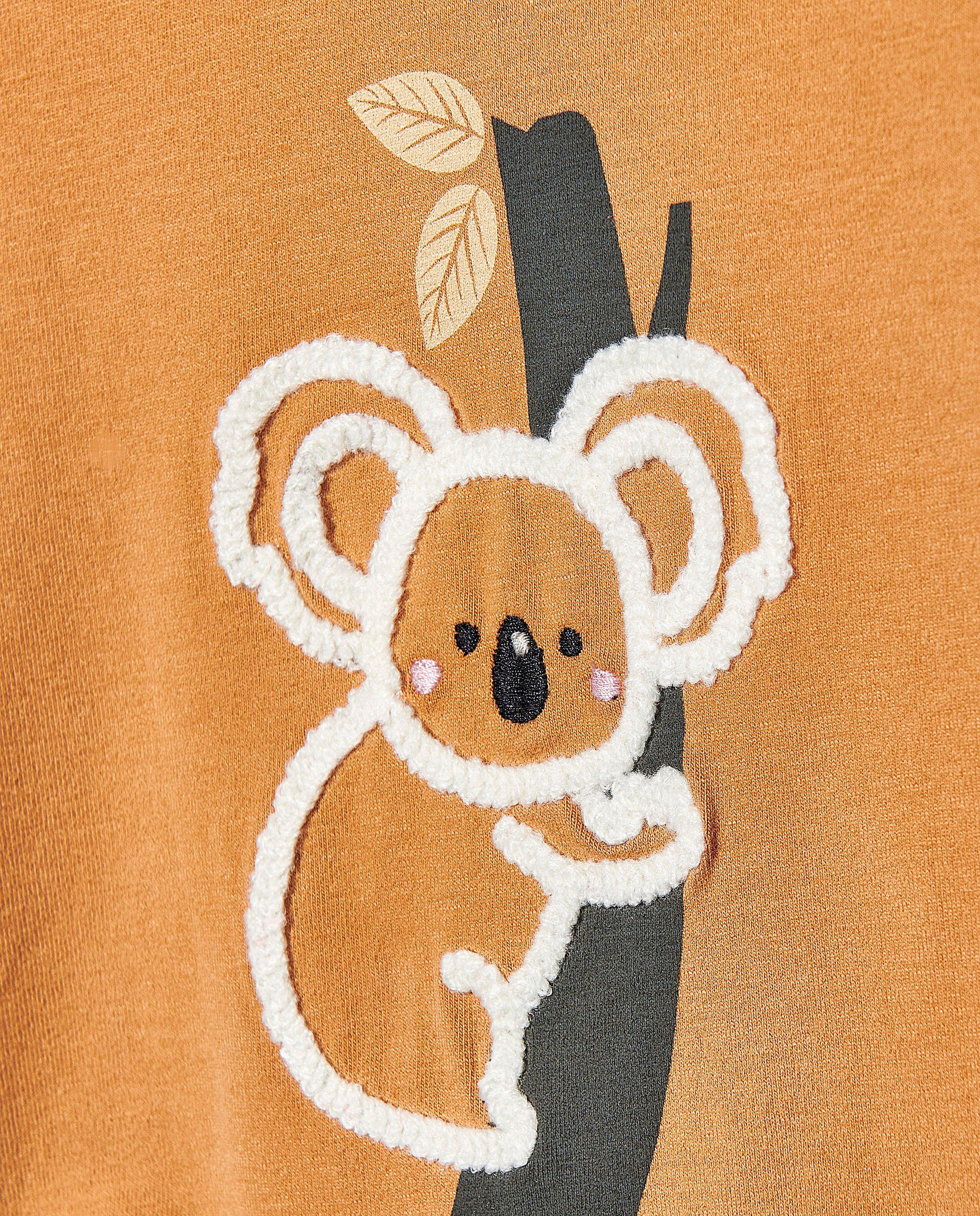 T-shirts - 